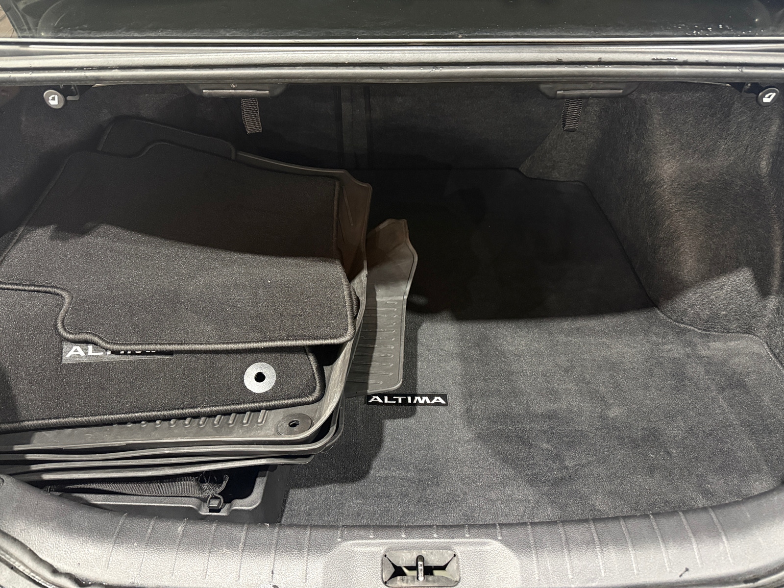 Thumbnail: 2023 Nissan Altima - 7