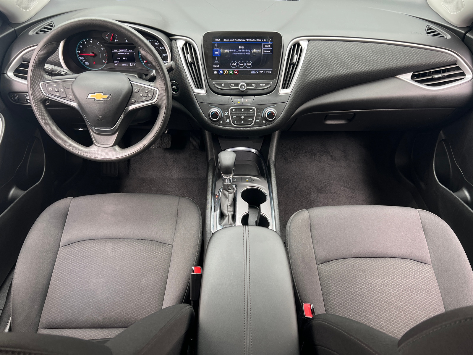 Thumbnail: 2025 Chevrolet Malibu - 3