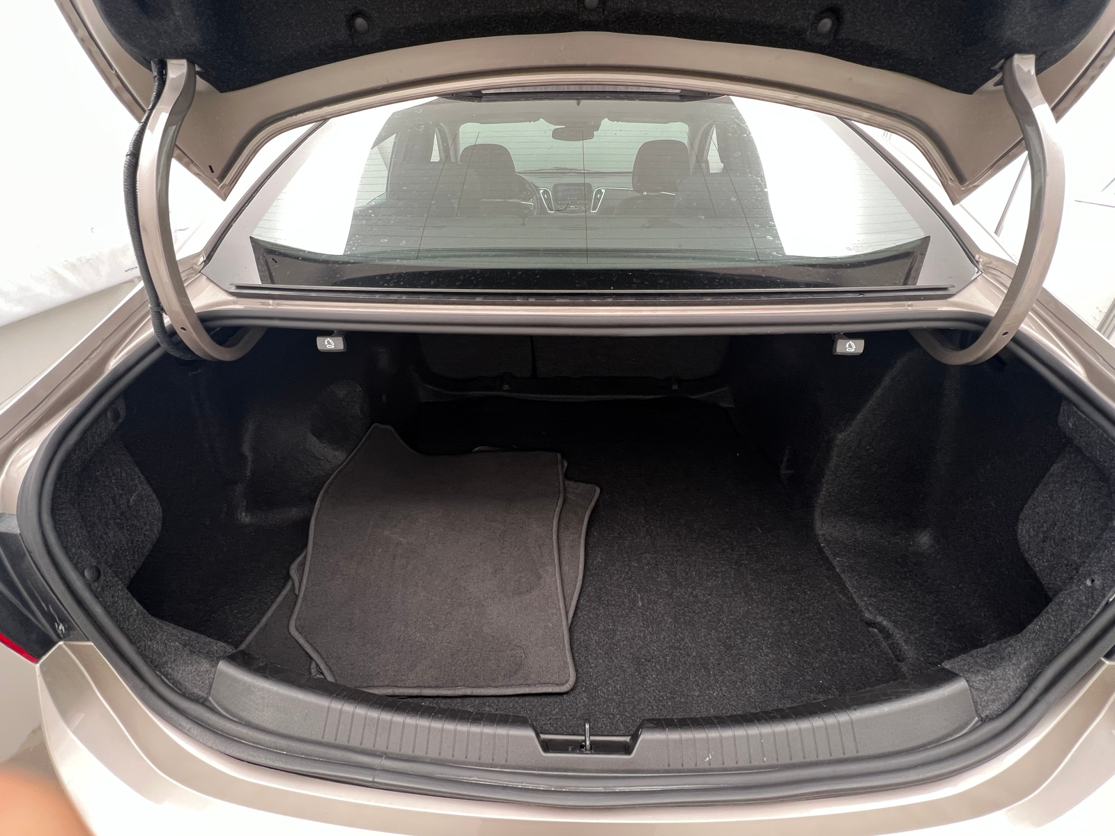 Thumbnail: 2025 Chevrolet Malibu - 7