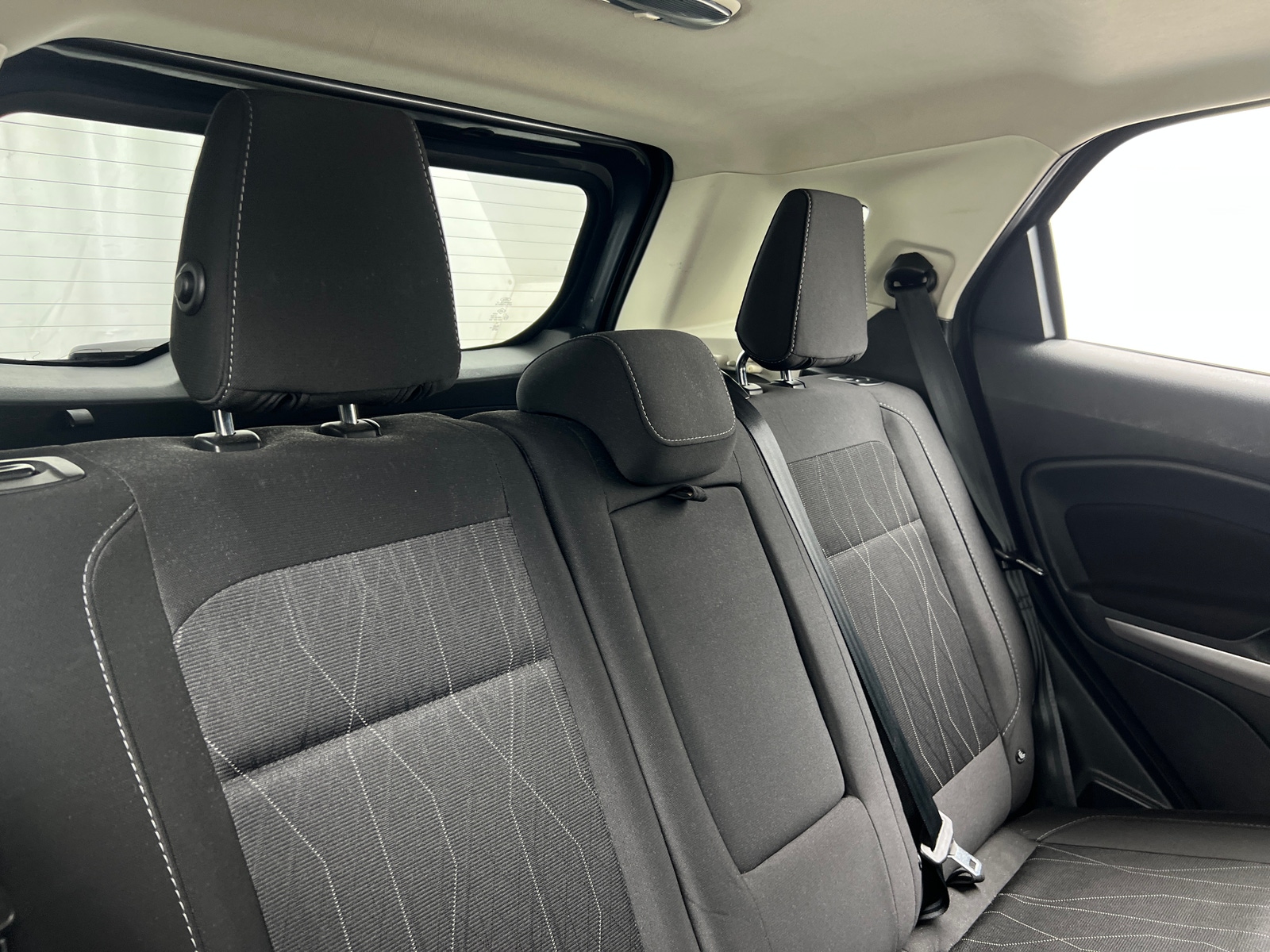 Thumbnail: 2021 Ford EcoSport - 6