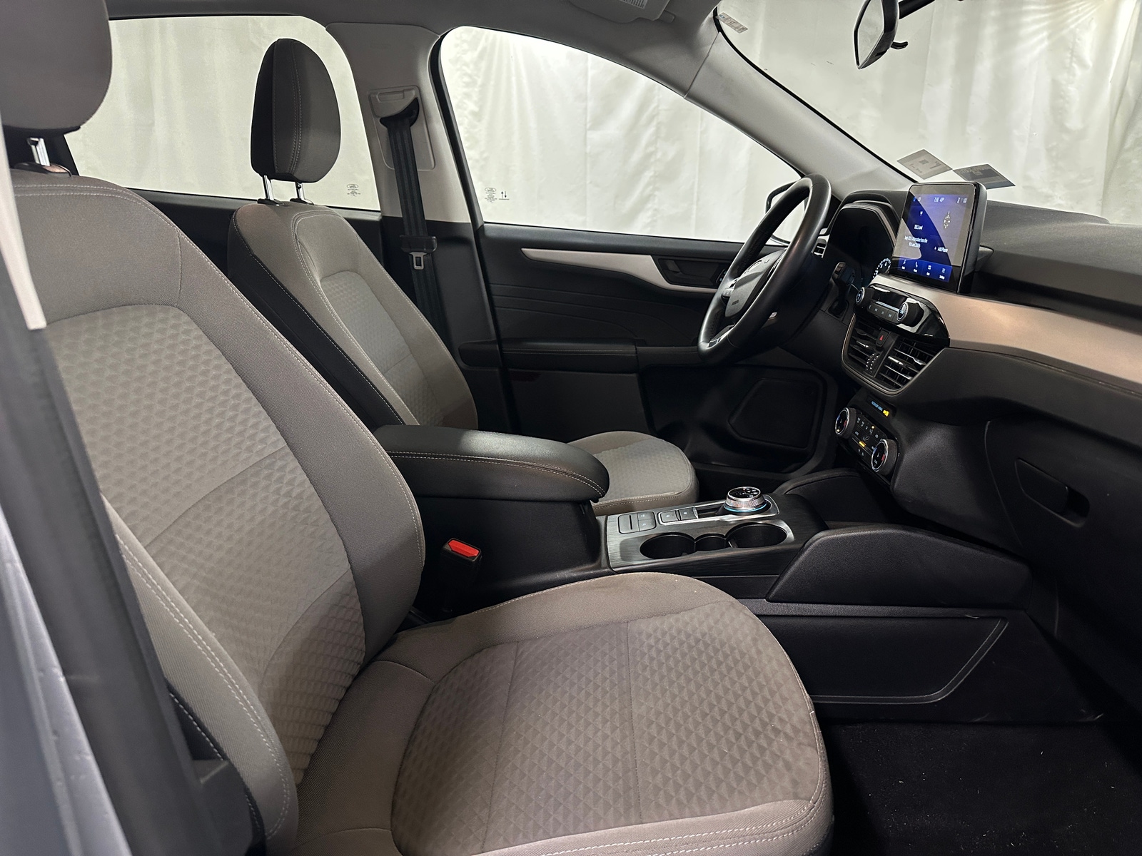 Thumbnail: 2022 Ford Escape - 2