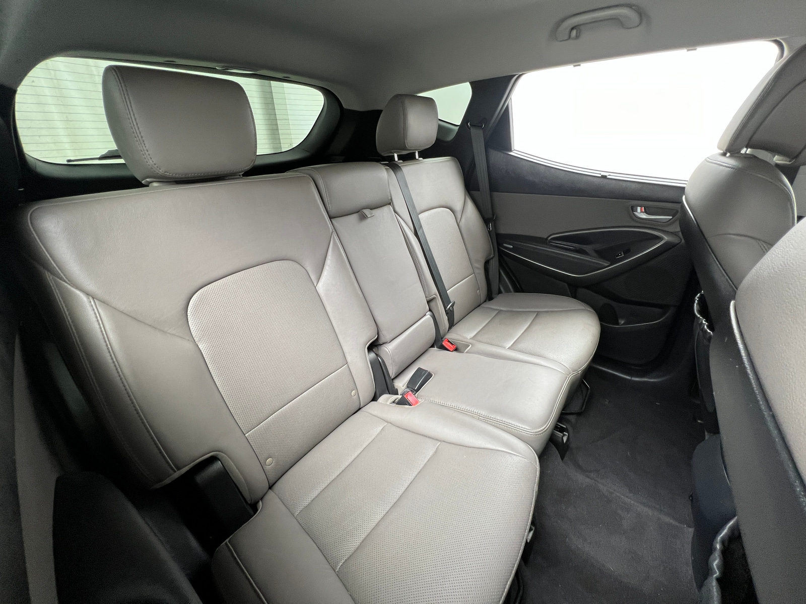 Thumbnail: 2017 Hyundai Santa Fe - 5