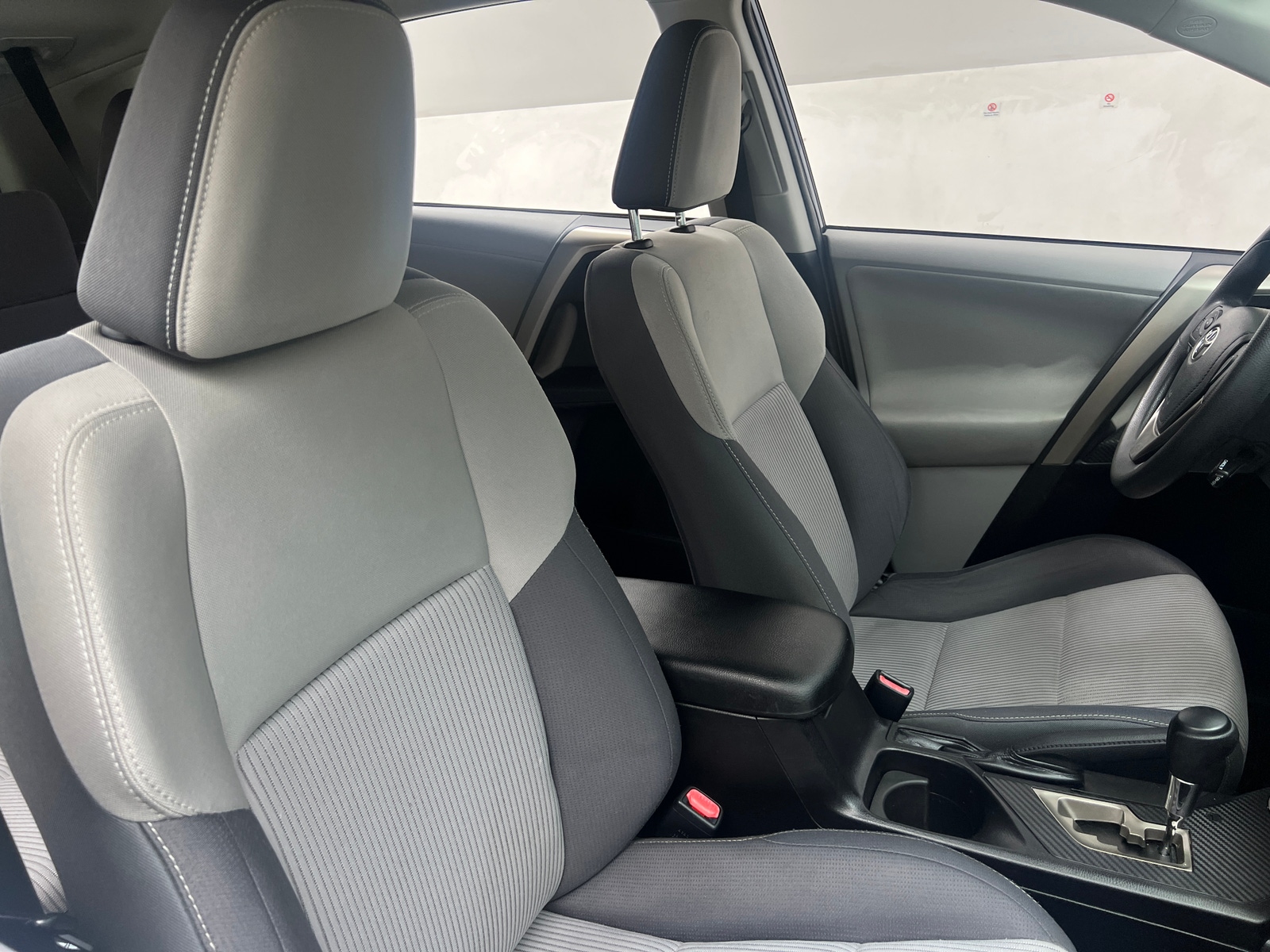 Thumbnail: 2013 Toyota RAV4 - 2