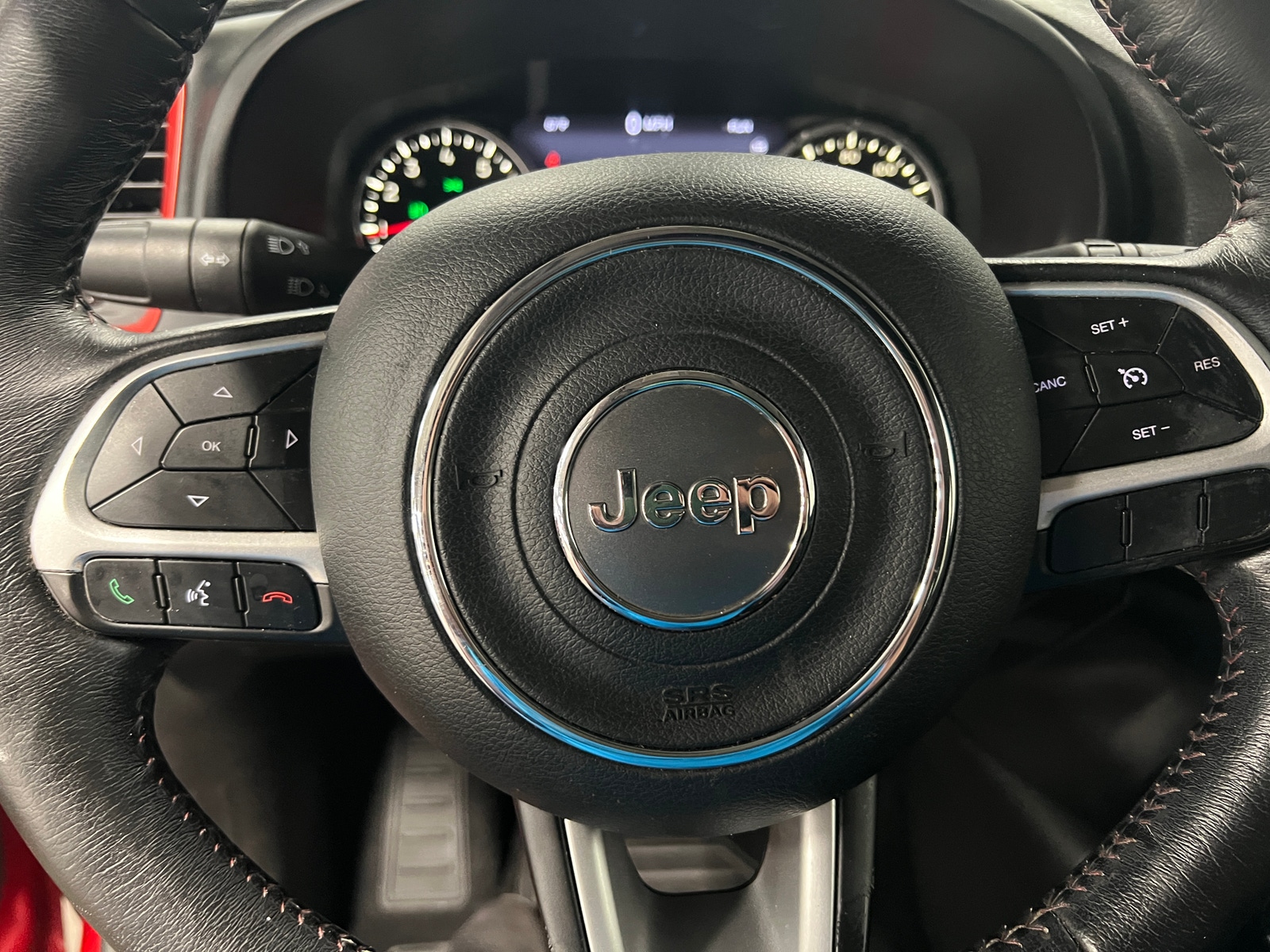 Thumbnail: 2015 Jeep Renegade - 5