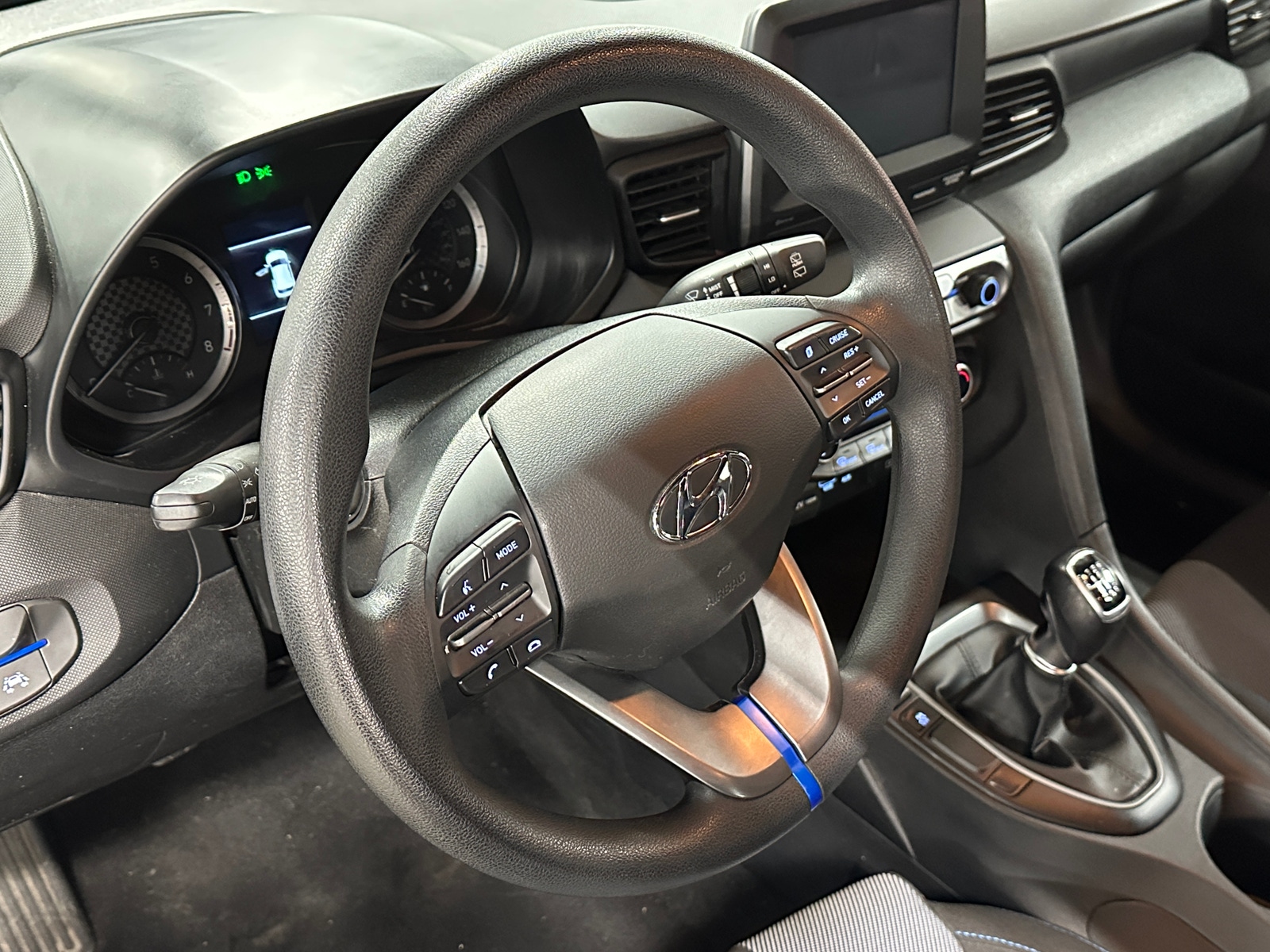 Thumbnail: 2020 Hyundai Veloster - 4