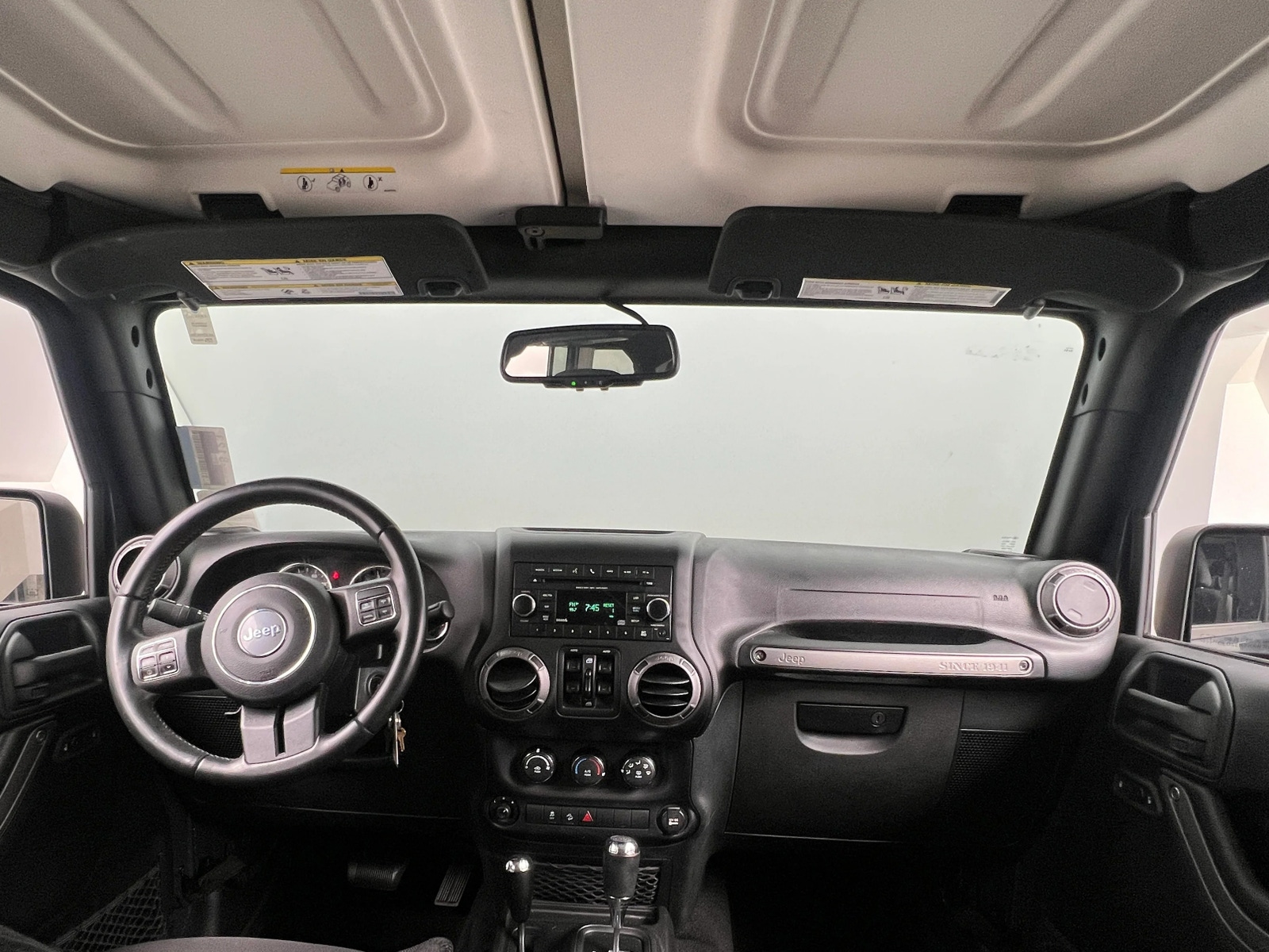 Thumbnail: 2017 Jeep Wrangler - 3