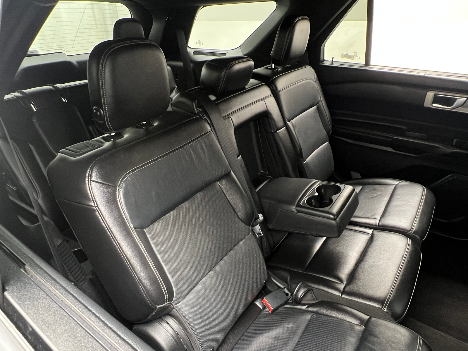 Thumbnail: 2020 Ford Explorer - 5