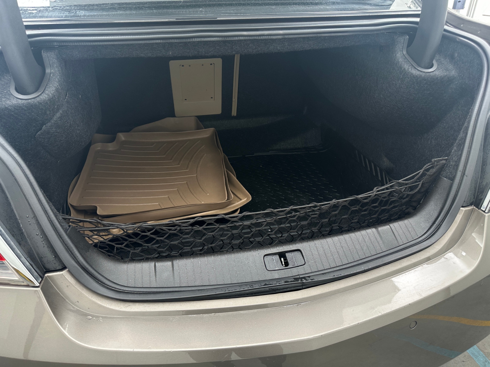 Thumbnail: 2011 Buick LaCrosse - 6