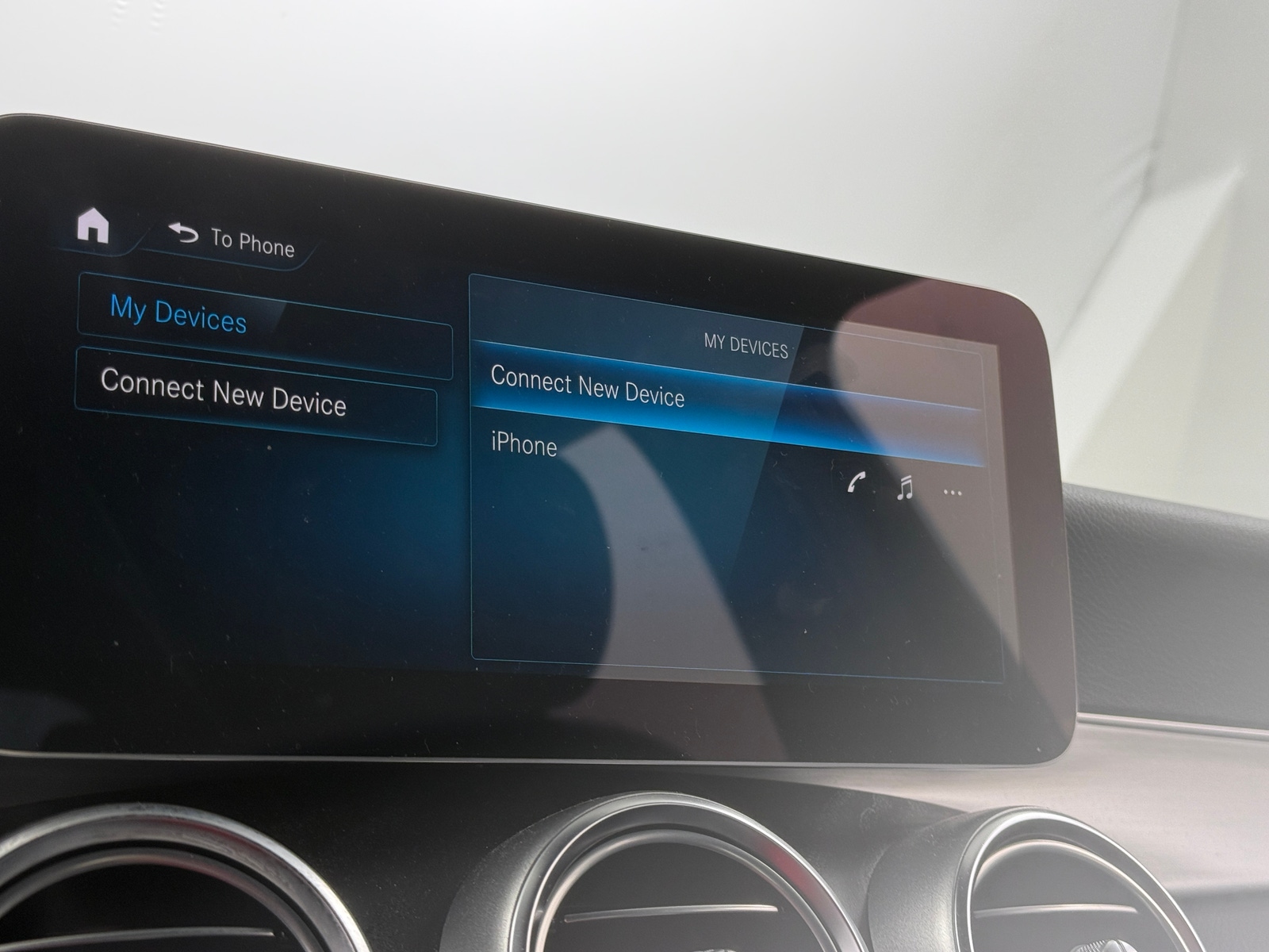 Thumbnail: 2022 Mercedes-Benz GLC - 3