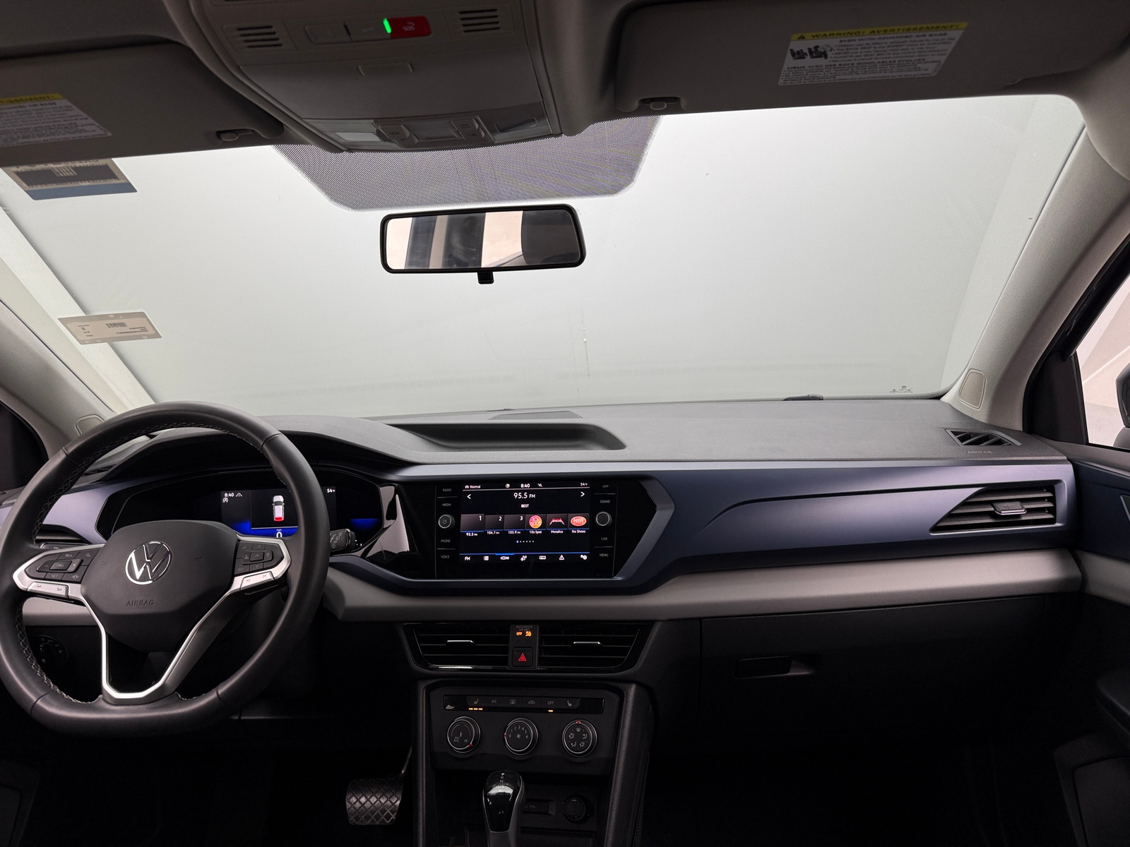 Thumbnail: 2022 Volkswagen Taos - 2