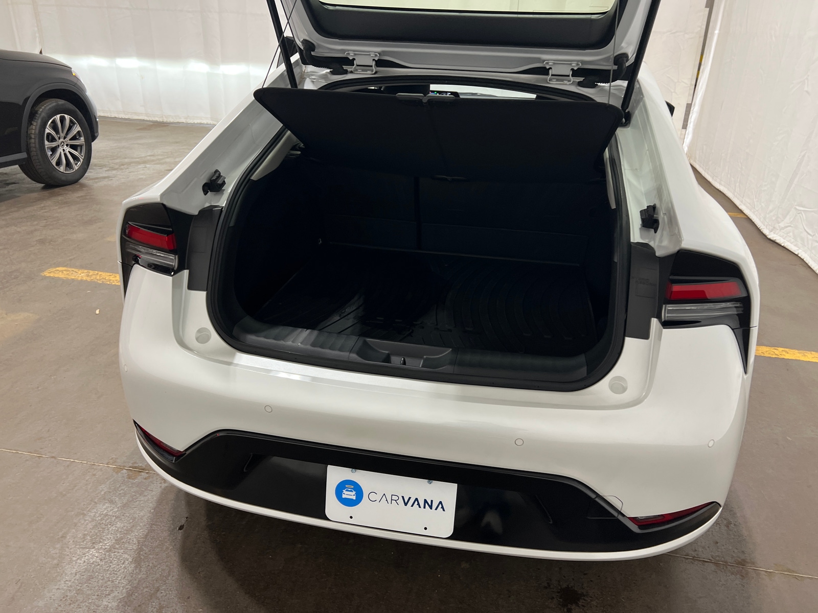 Thumbnail: 2024 Toyota Prius - 7