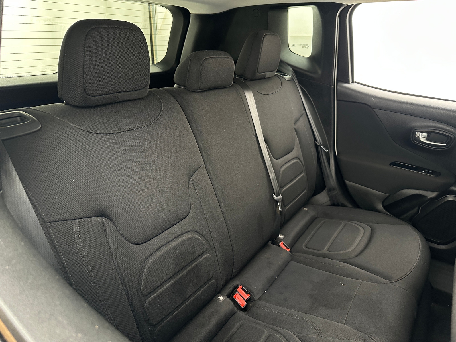 Thumbnail: 2021 Jeep Renegade - 6