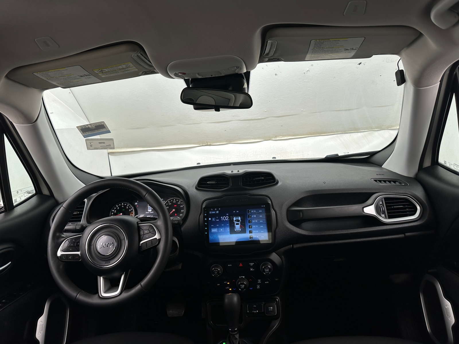 Thumbnail: 2021 Jeep Renegade - 3