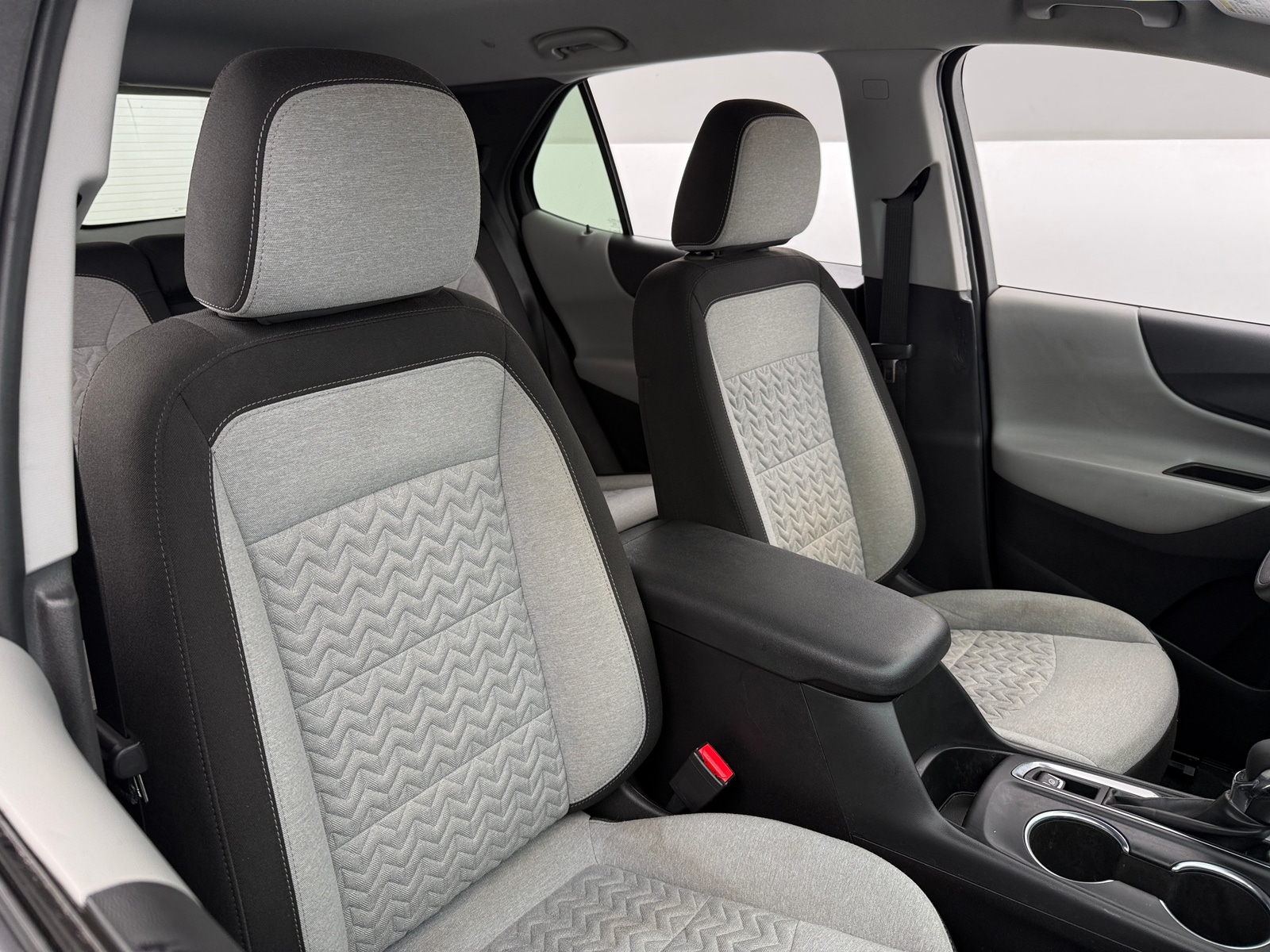 Thumbnail: 2023 Chevrolet Equinox - 2