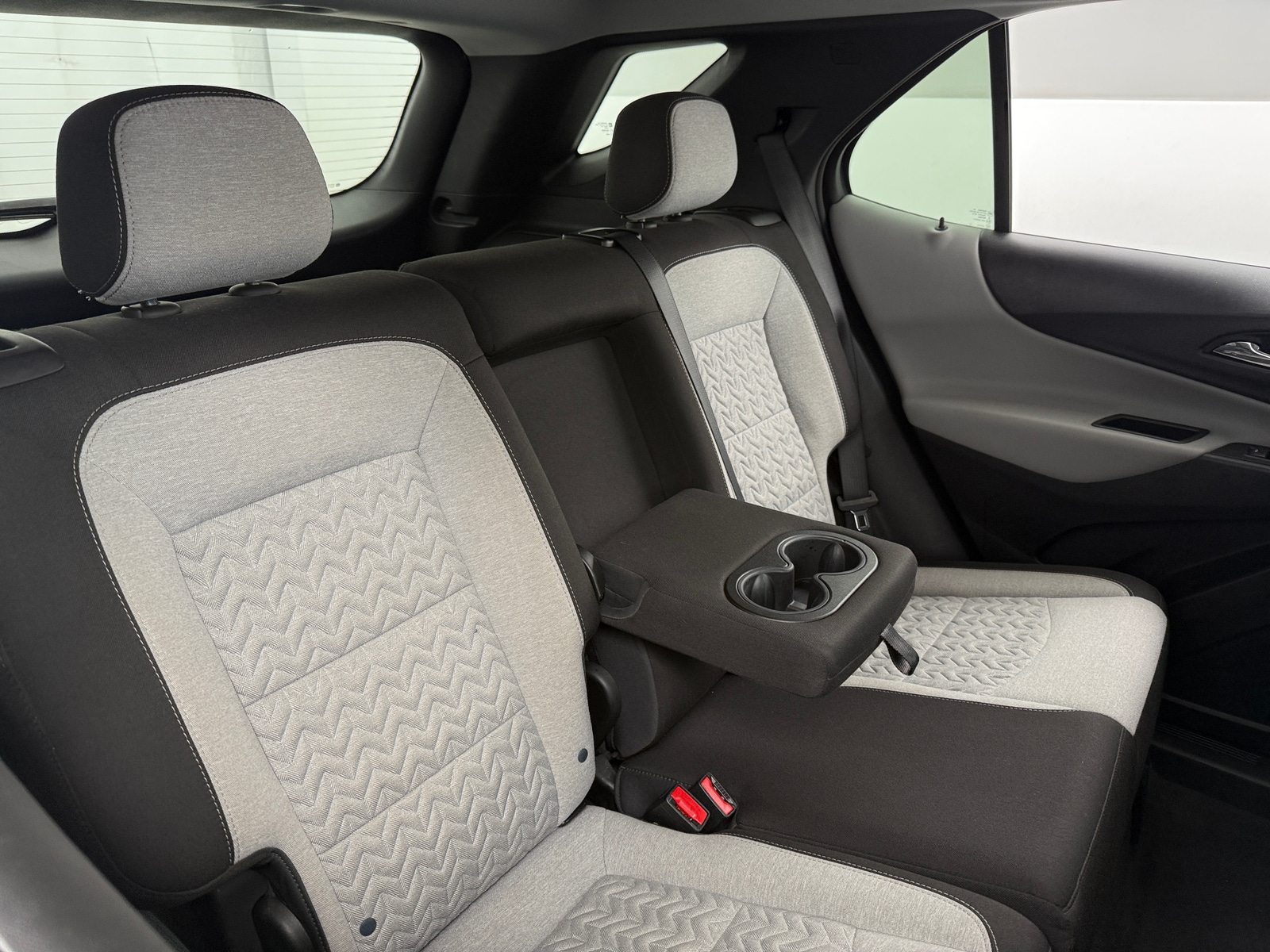 Thumbnail: 2023 Chevrolet Equinox - 6