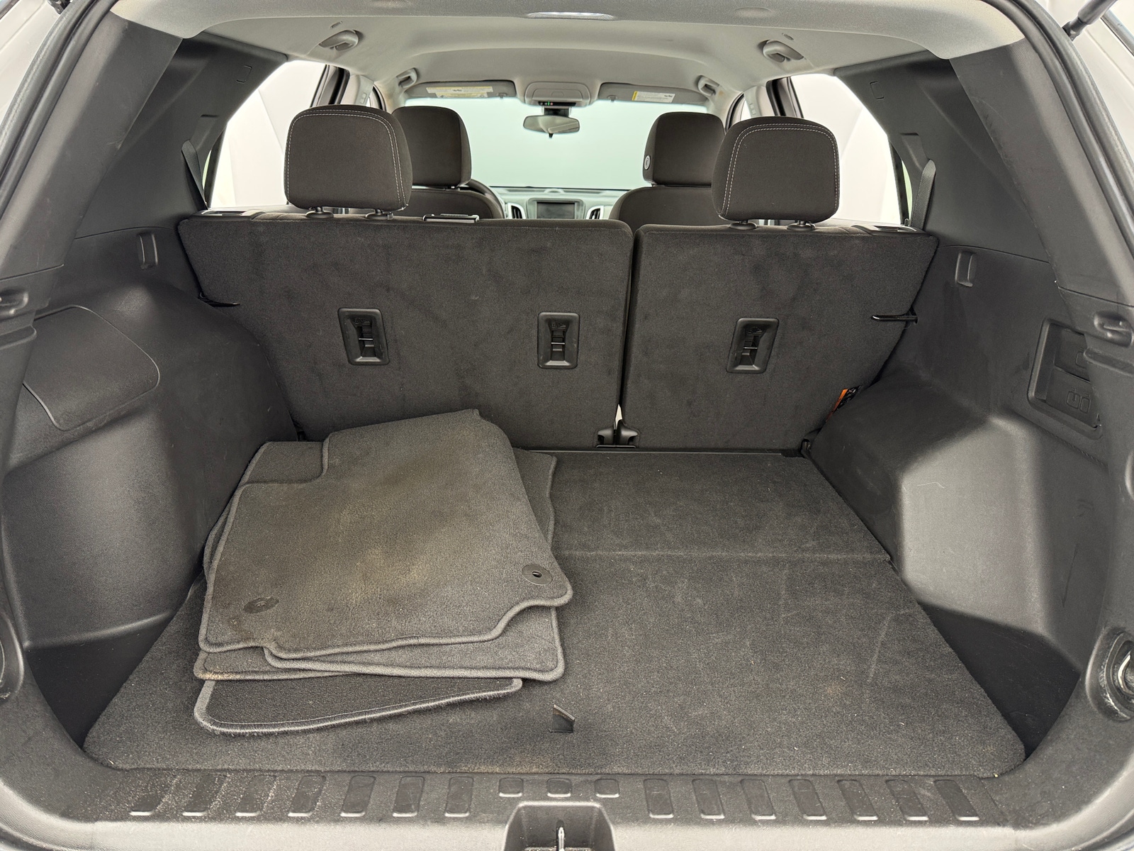 Thumbnail: 2023 Chevrolet Equinox - 7