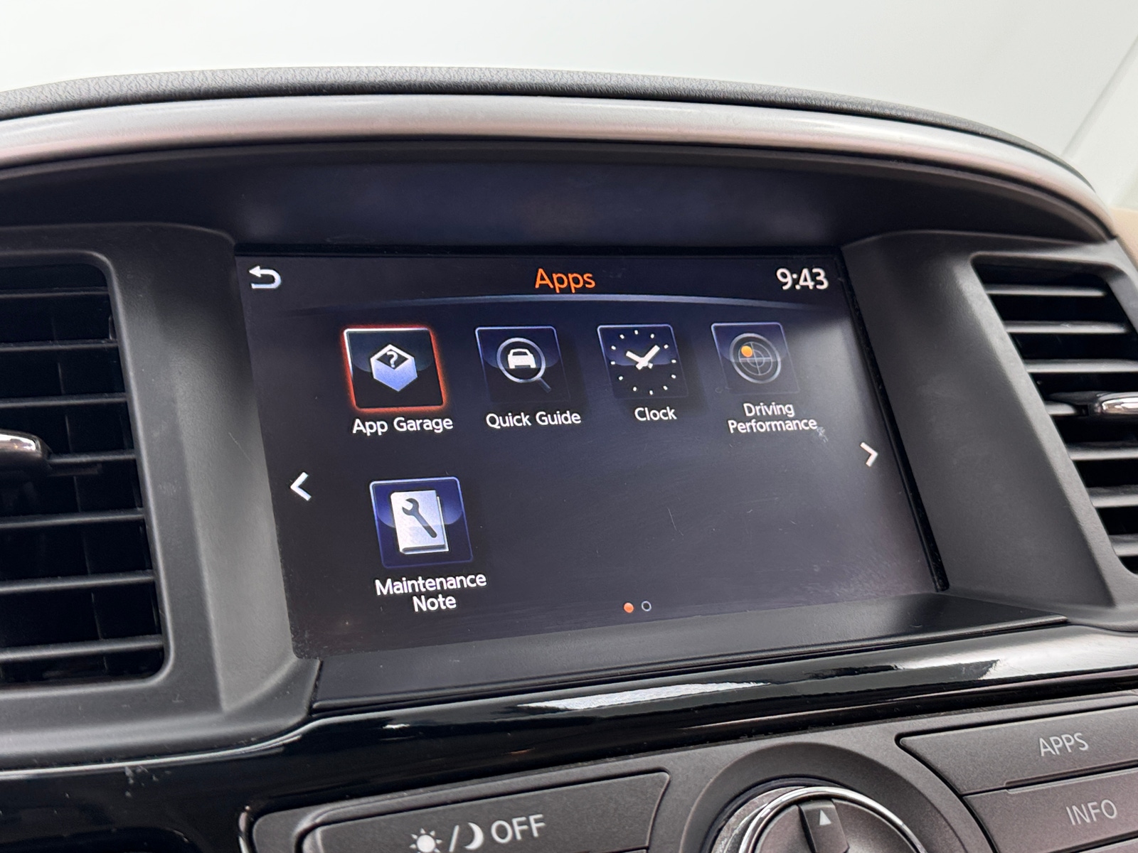 Thumbnail: 2020 Nissan Pathfinder - 4