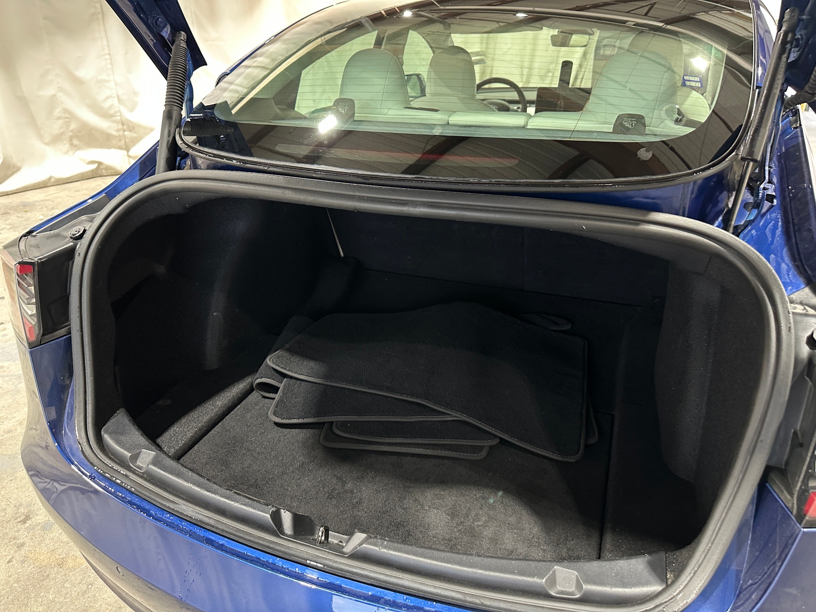 Thumbnail: 2022 Tesla Model 3 - 6