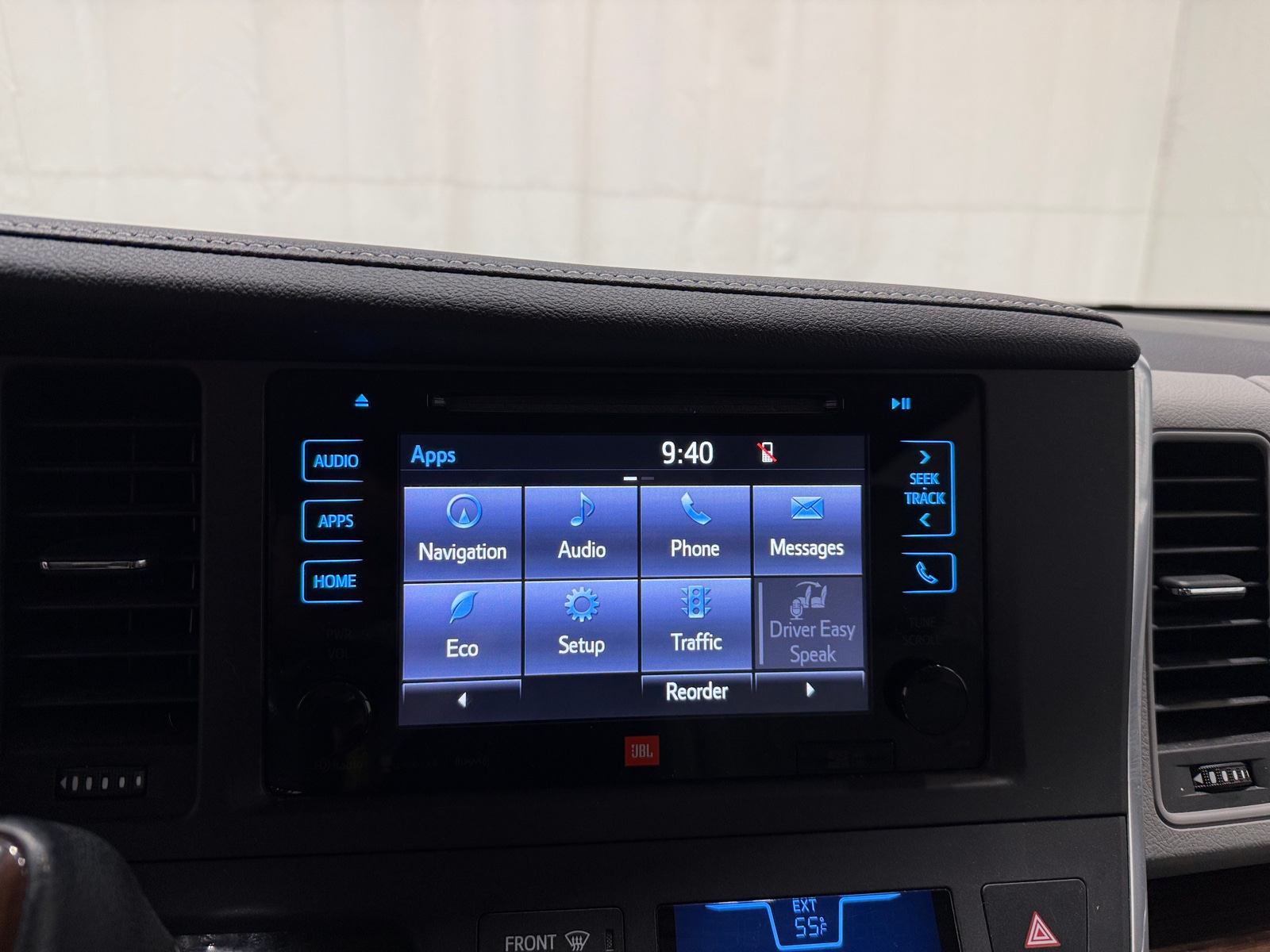 Thumbnail: 2016 Toyota Sienna - 3