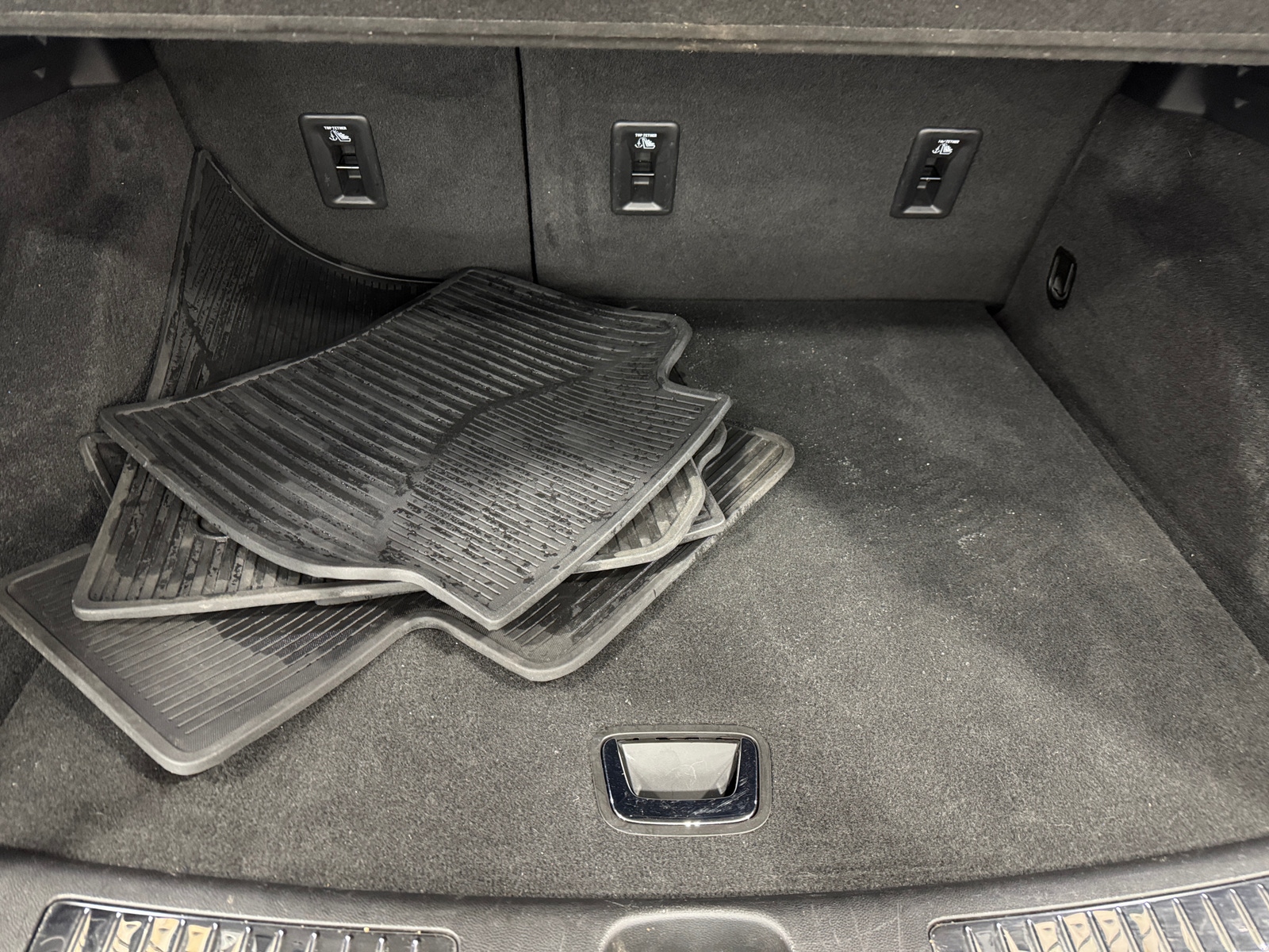 Thumbnail: 2020 Cadillac XT4 - 6