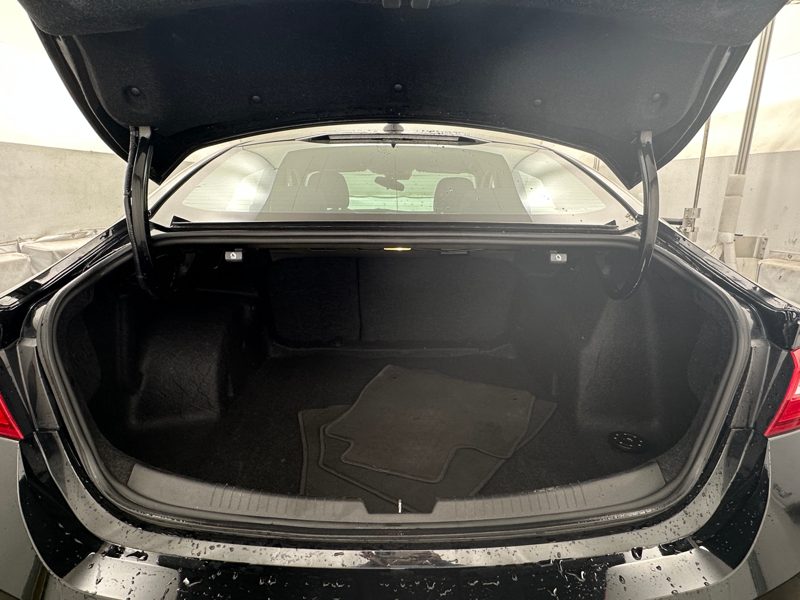 Thumbnail: 2023 Chevrolet Malibu - 7