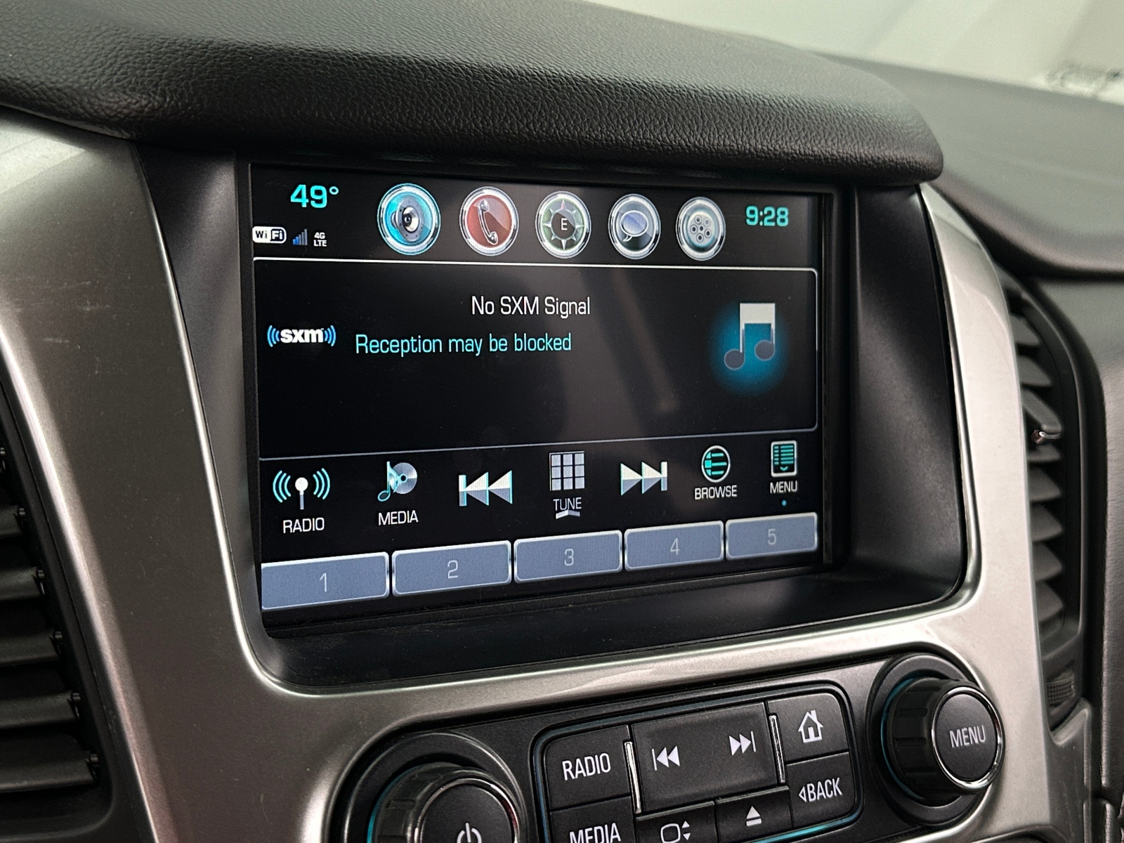 Thumbnail: 2020 Chevrolet Suburban - 3