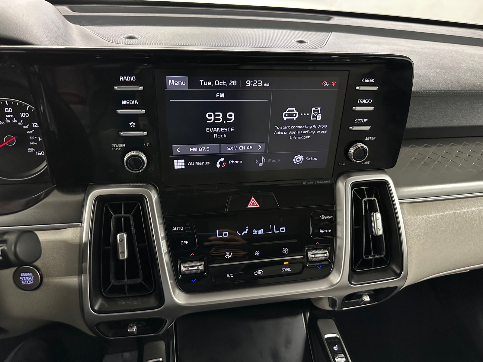 Thumbnail: 2021 Kia Sorento - 3