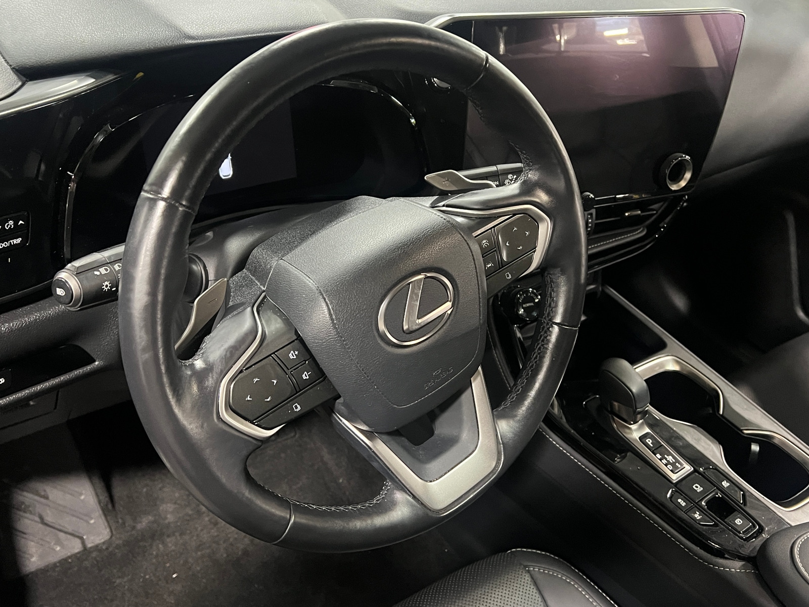 Thumbnail: 2024 Lexus NX - 4