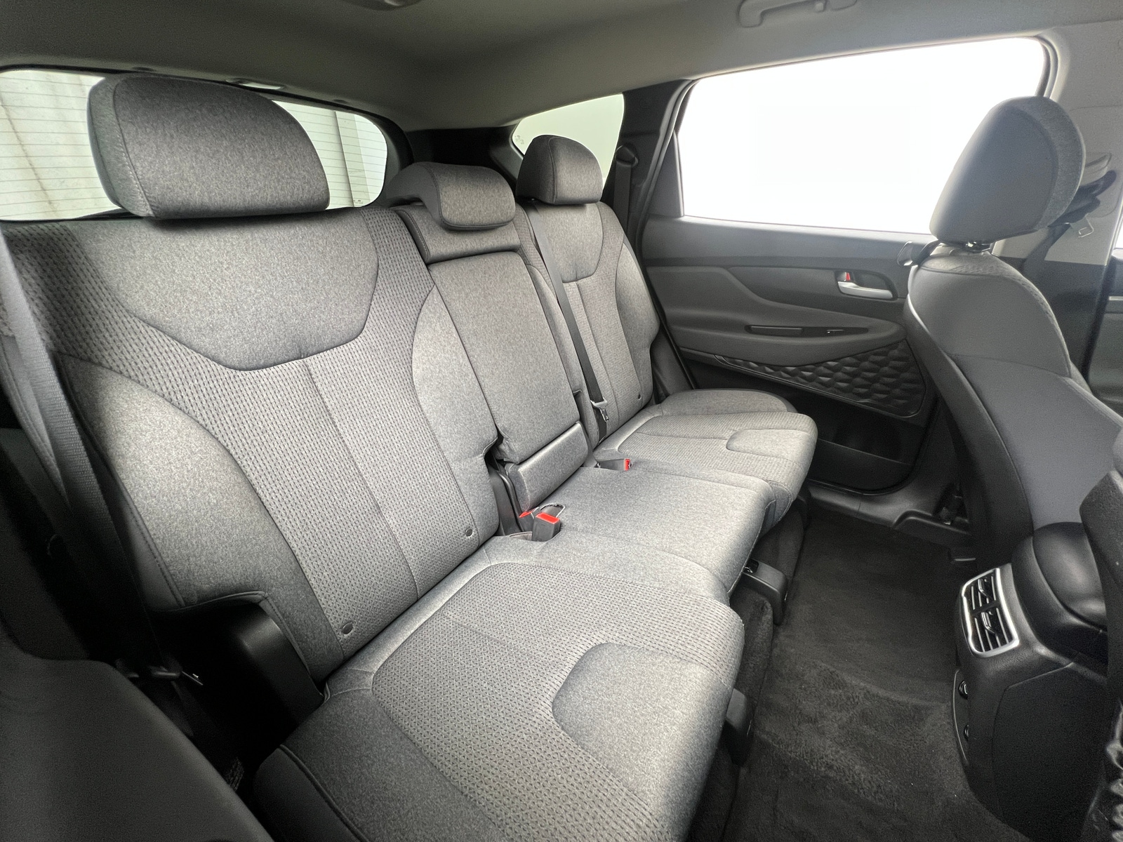 Thumbnail: 2023 Hyundai Santa Fe - 6