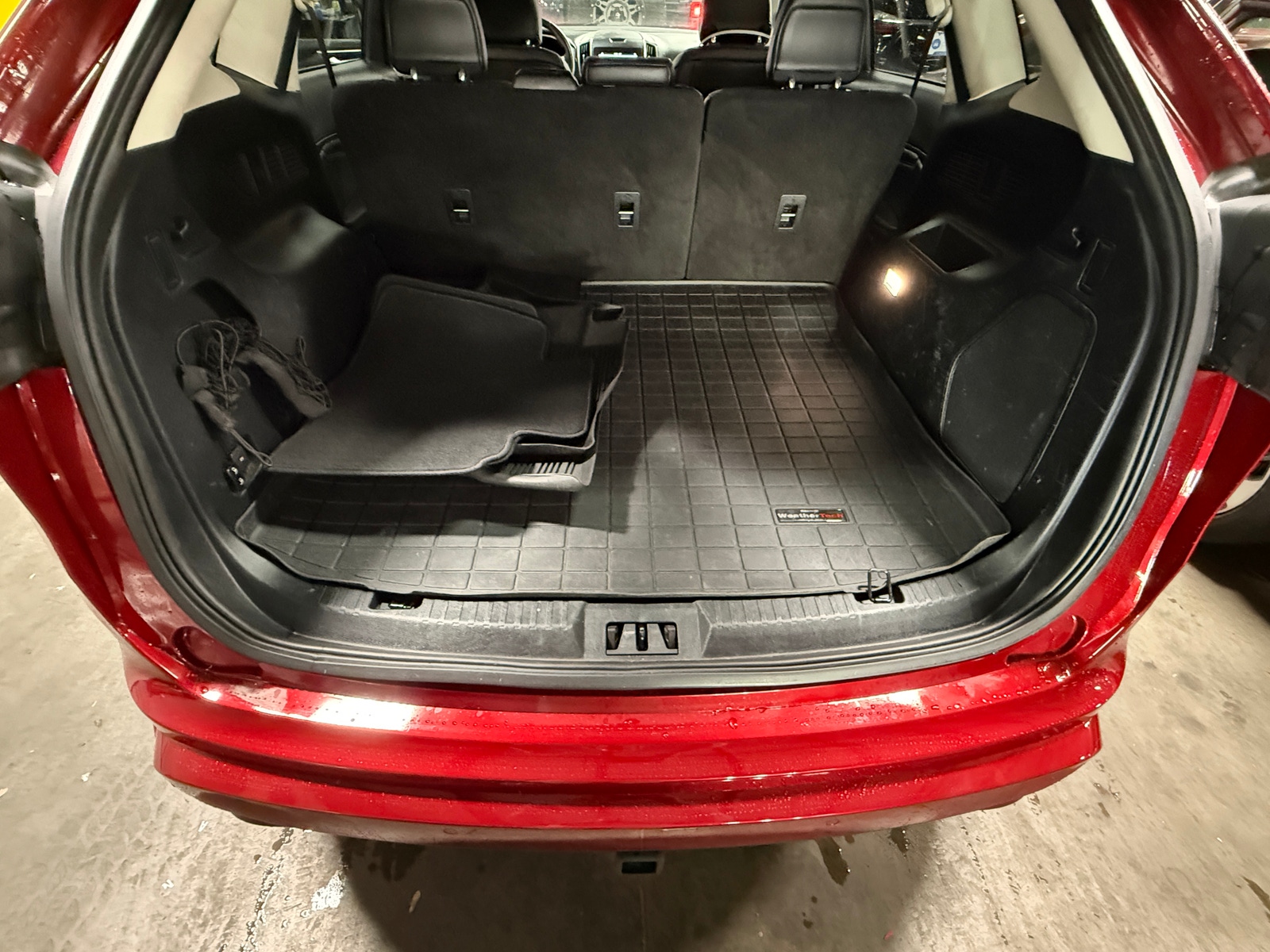 Thumbnail: 2019 Ford Edge - 6