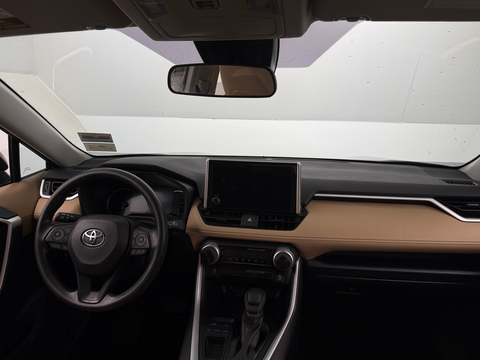 Thumbnail: 2025 Toyota RAV4 - 3