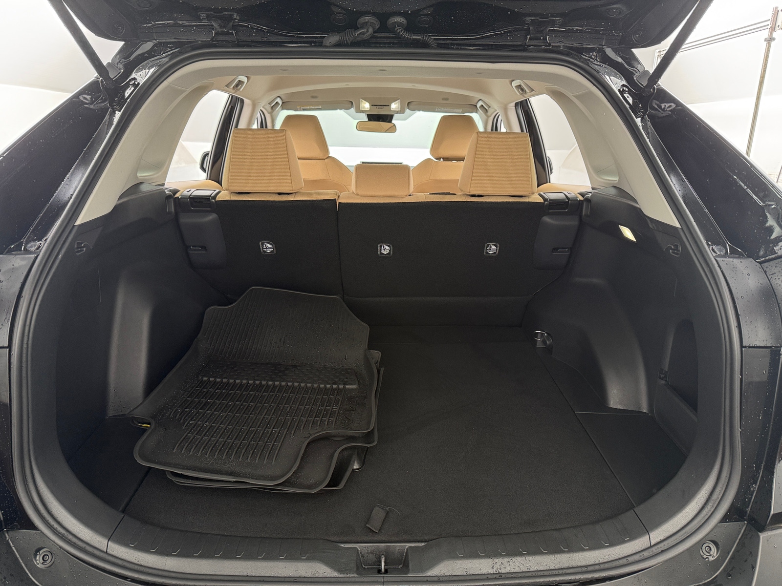 Thumbnail: 2025 Toyota RAV4 - 7