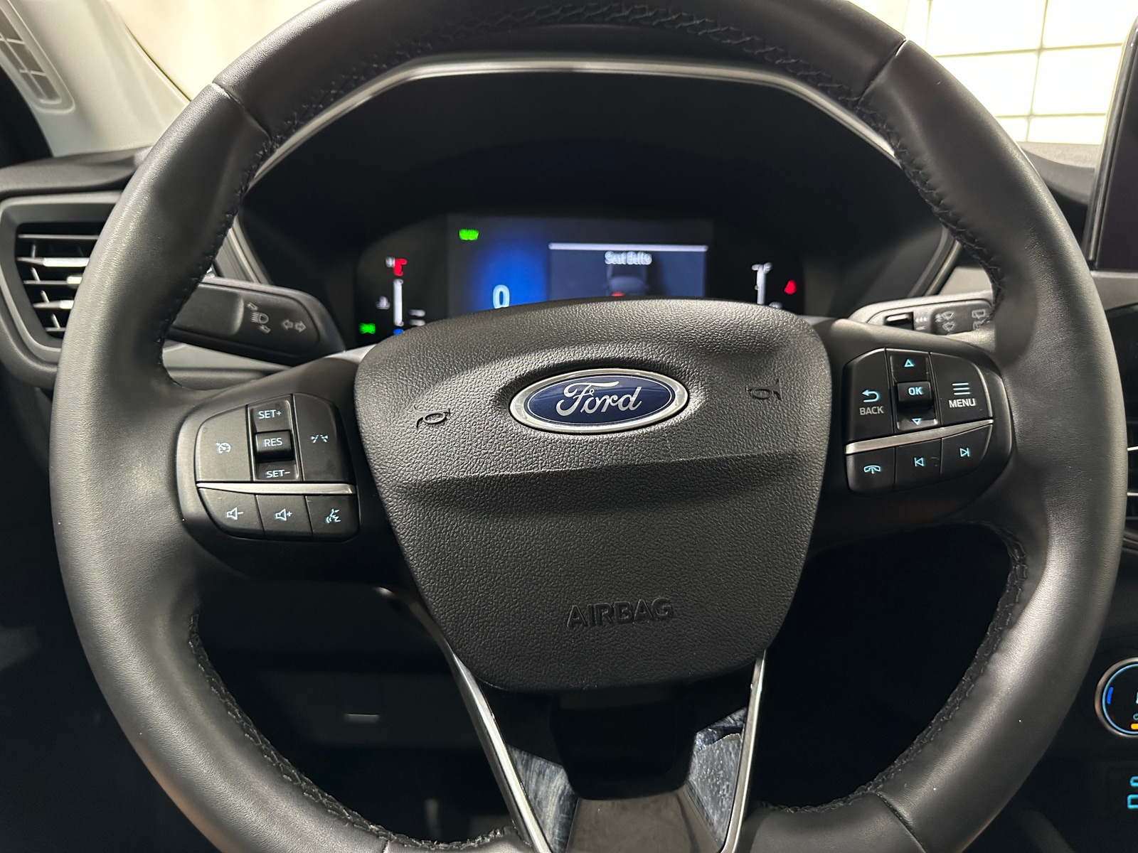 Thumbnail: 2023 Ford Escape - 5