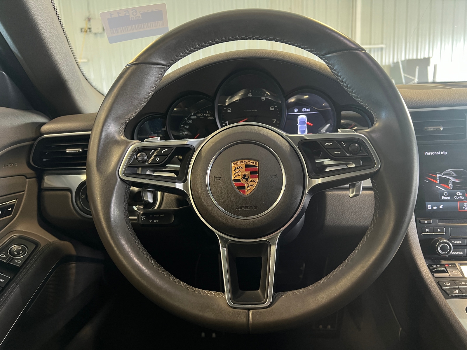 Thumbnail: 2017 Porsche 911 - 3