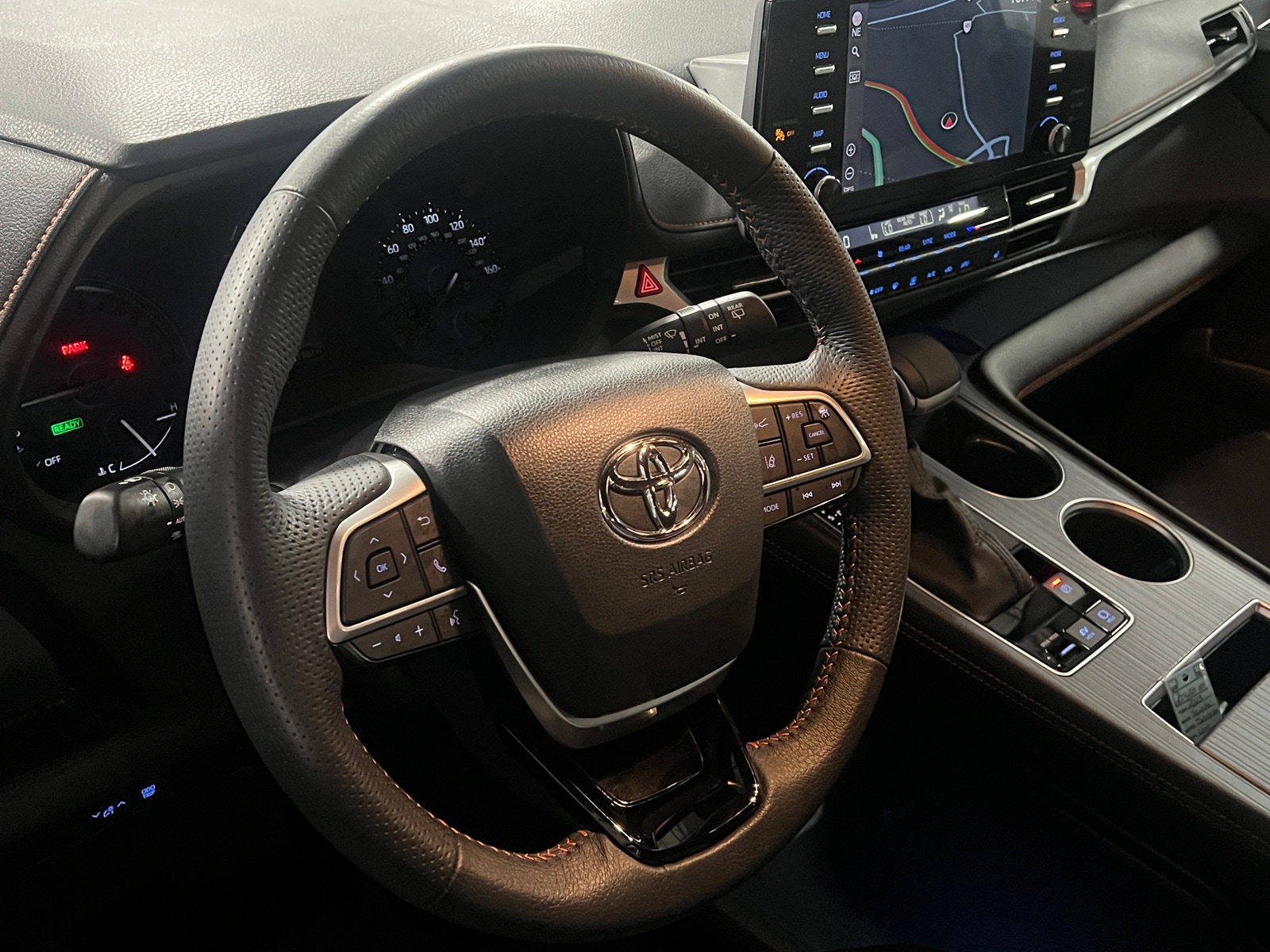 Thumbnail: 2023 Toyota Sienna - 4