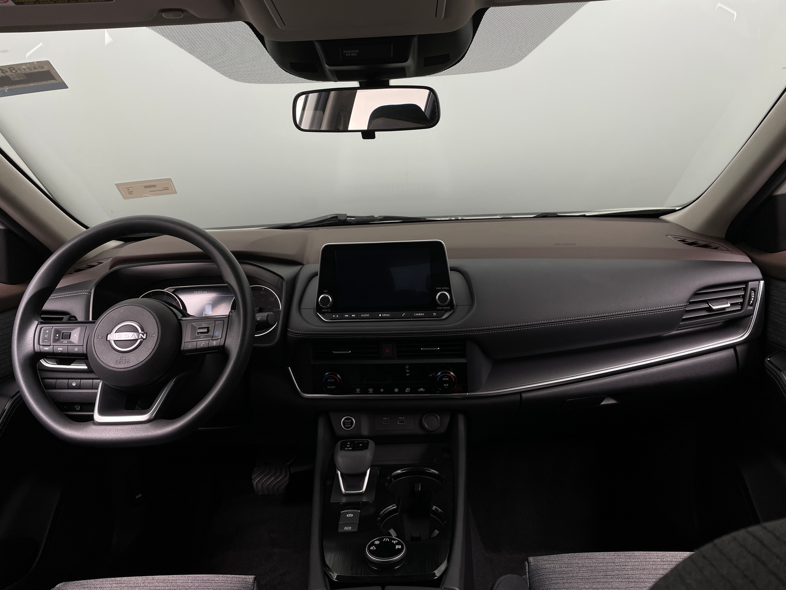 Thumbnail: 2023 Nissan Rogue - 3