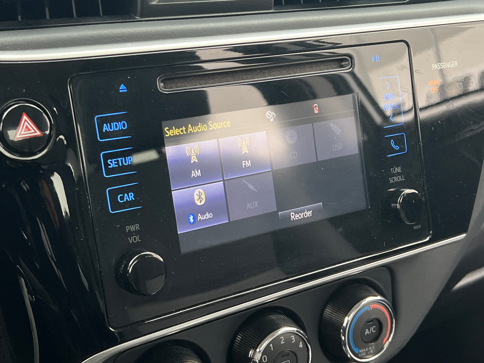 Thumbnail: 2017 Toyota Corolla - 4