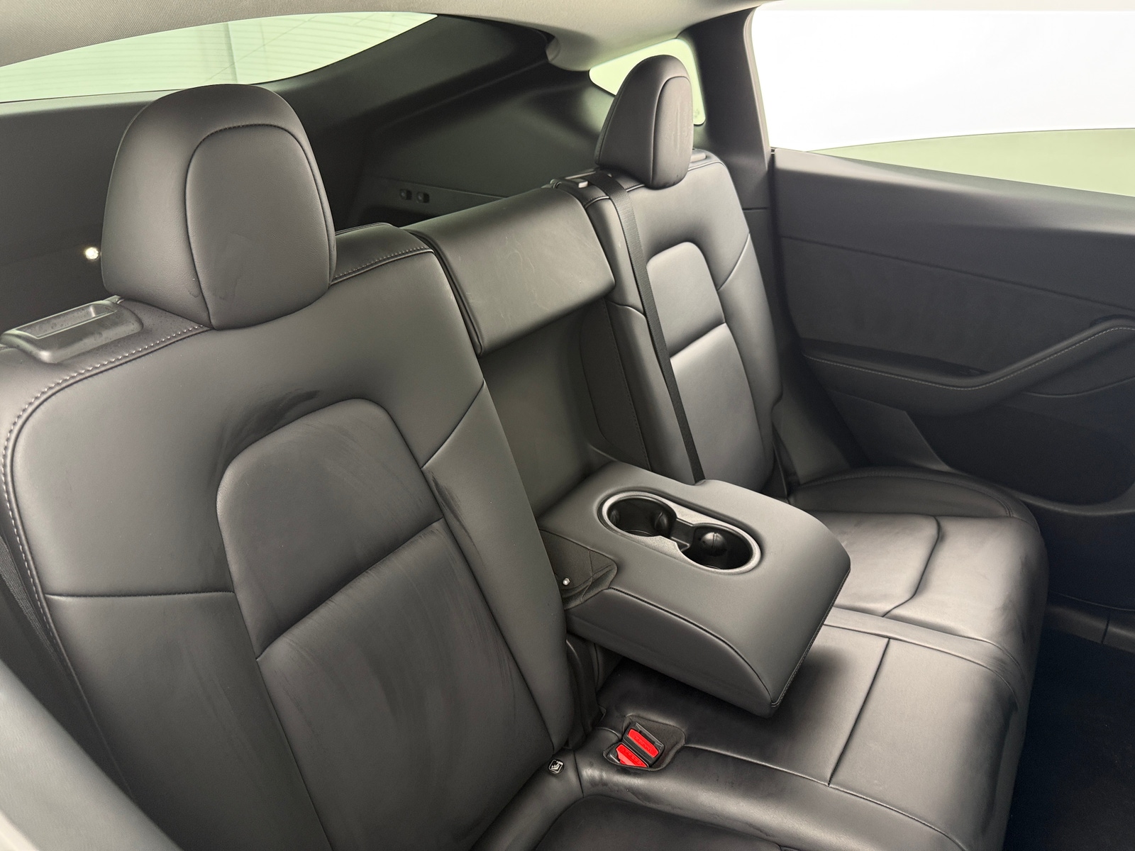 Thumbnail: 2022 Tesla Model Y - 5