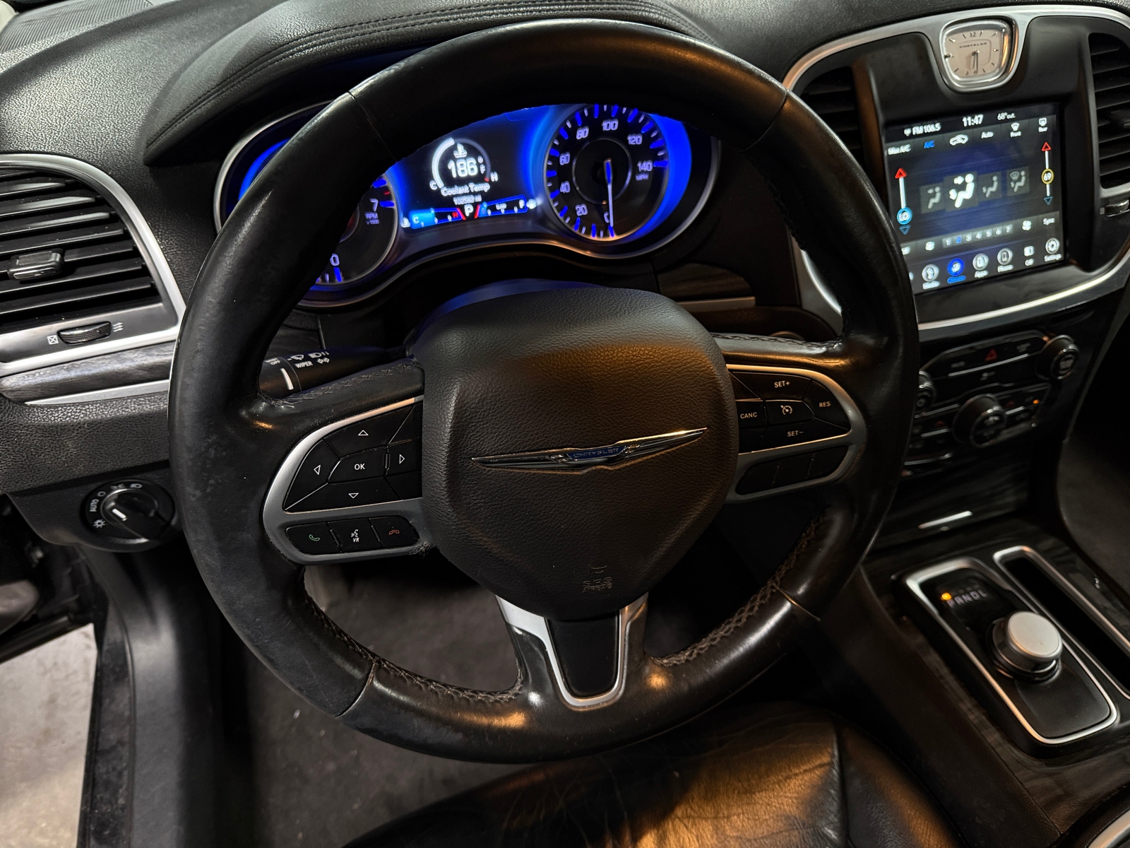 Thumbnail: 2018 Chrysler 300 - 5