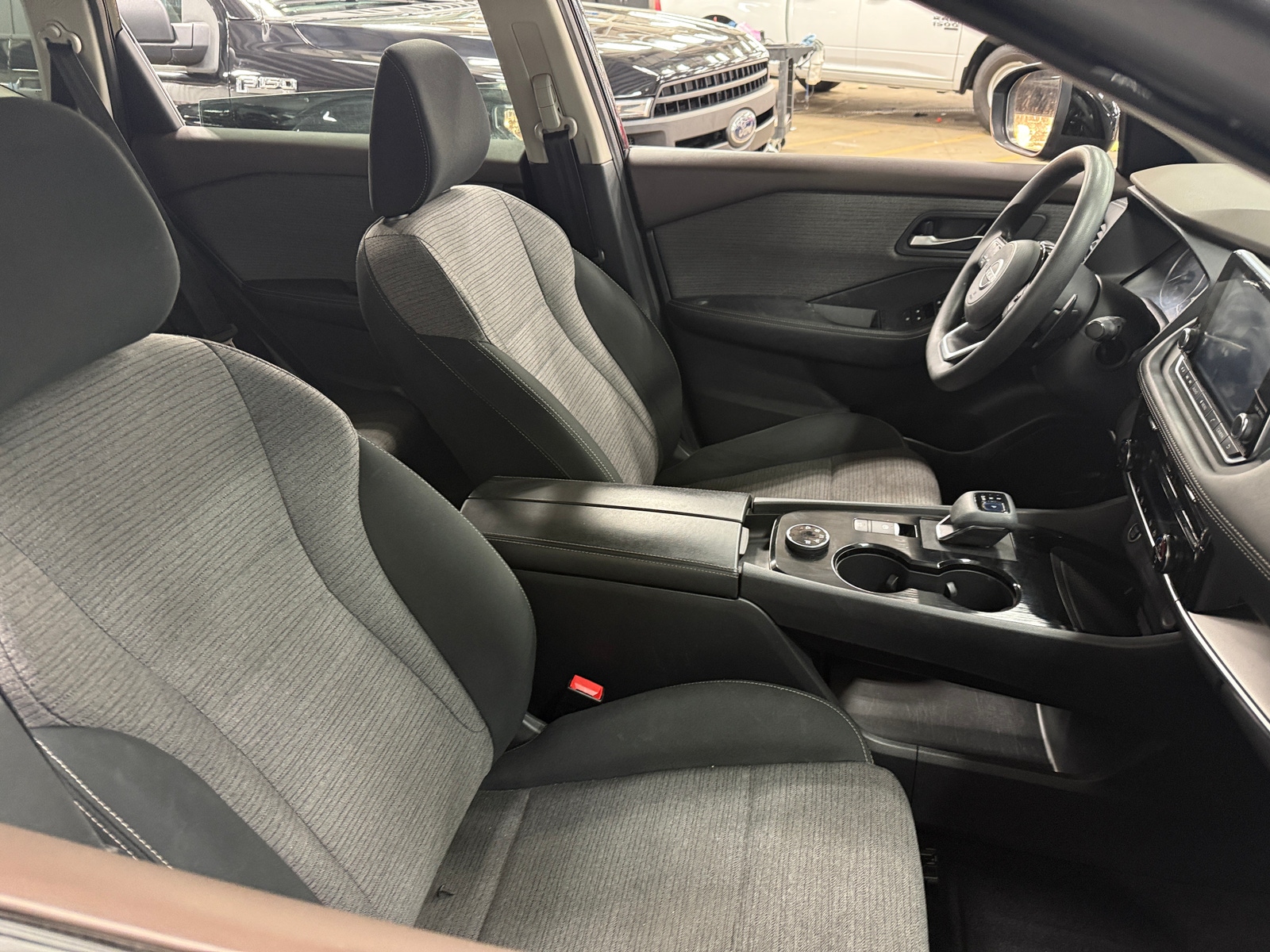 Thumbnail: 2022 Nissan Rogue - 2