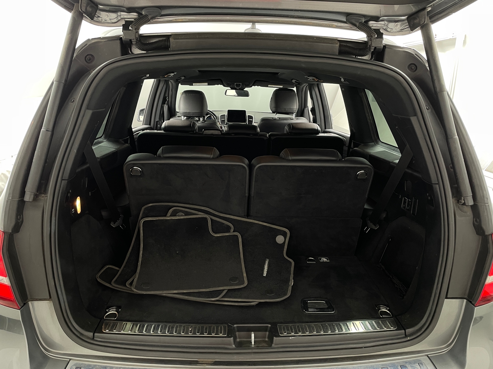 Thumbnail: 2018 Mercedes-Benz GLS - 6