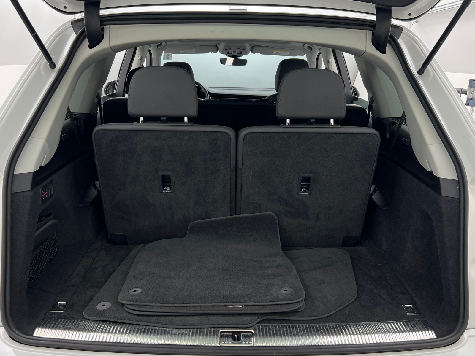 Thumbnail: 2024 Audi Q7 - 6