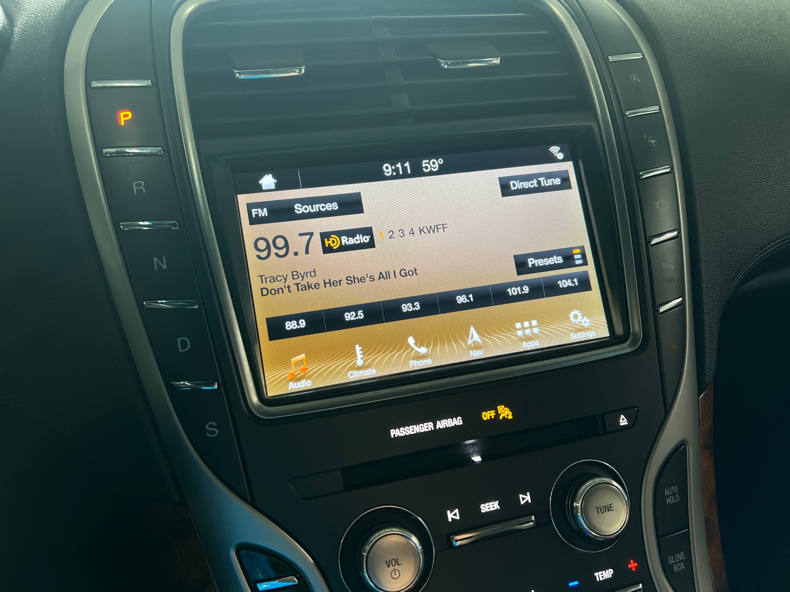 Thumbnail: 2019 Lincoln Nautilus - 3