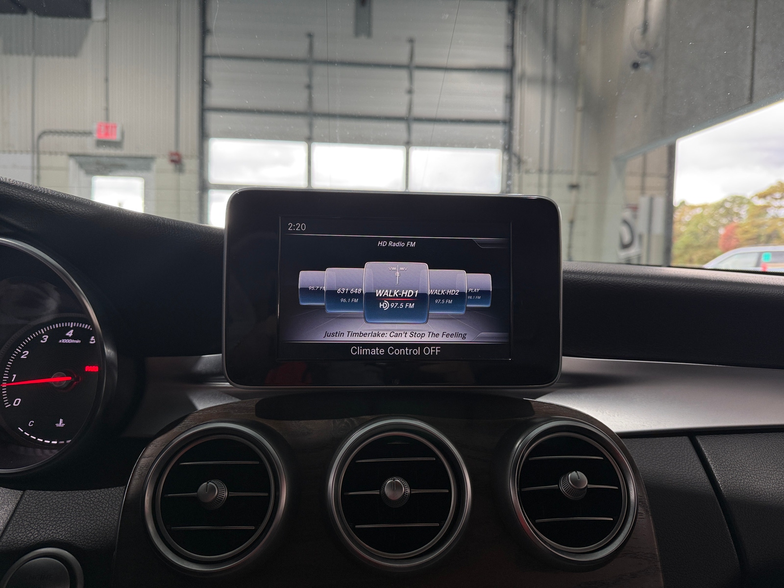 Thumbnail: 2018 Mercedes-Benz C-Class - 3