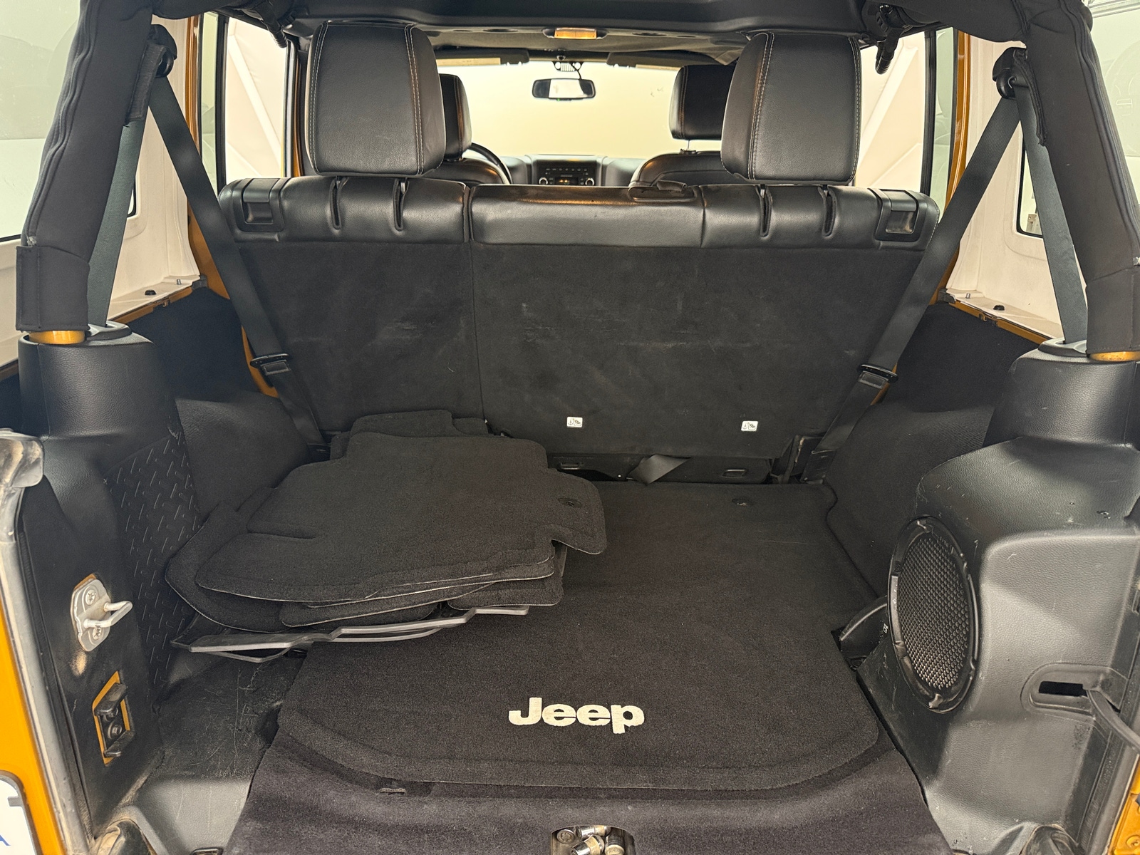 Thumbnail: 2014 Jeep Wrangler - 7