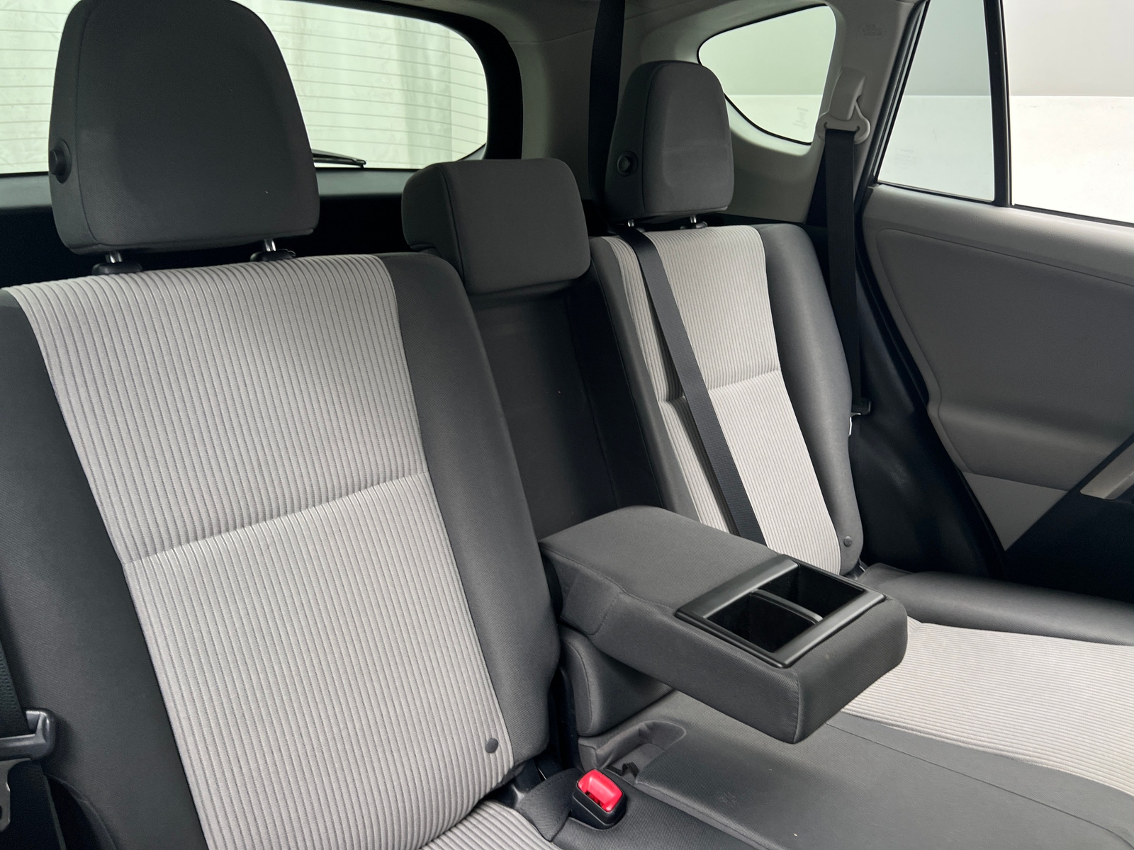 Thumbnail: 2013 Toyota RAV4 - 6