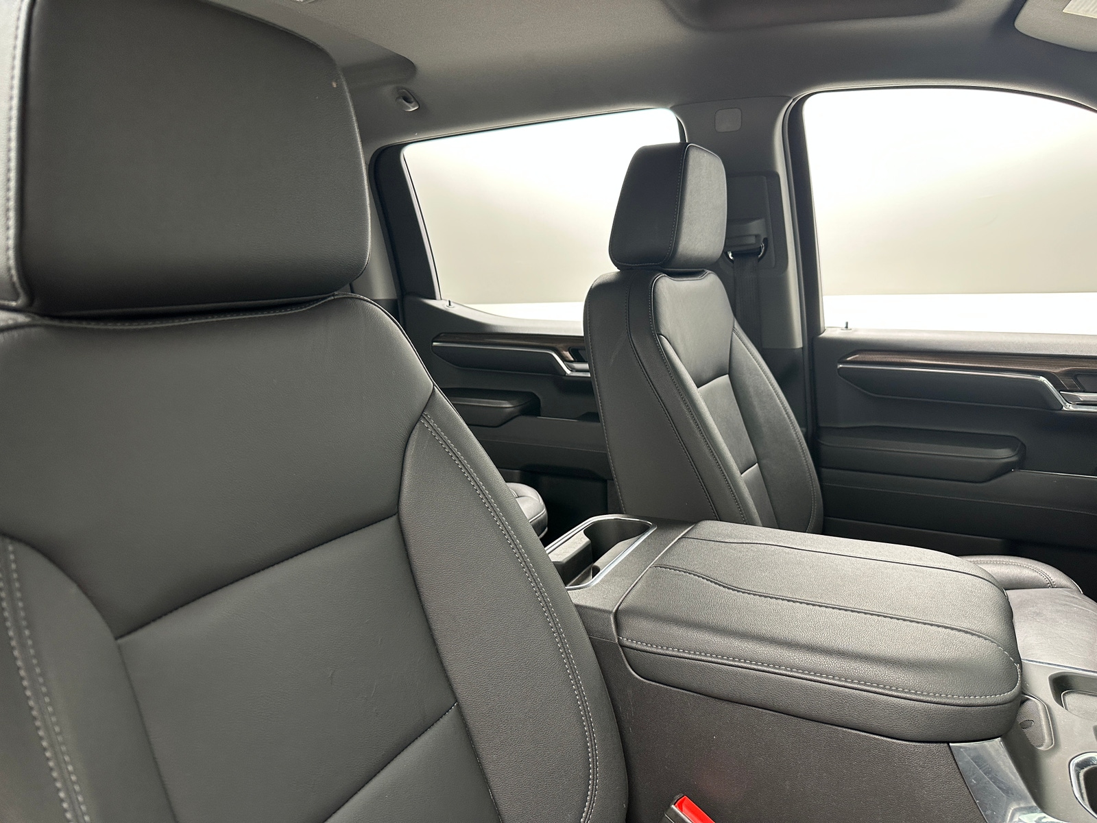 Thumbnail: 2024 Chevrolet Silverado 1500 - 2