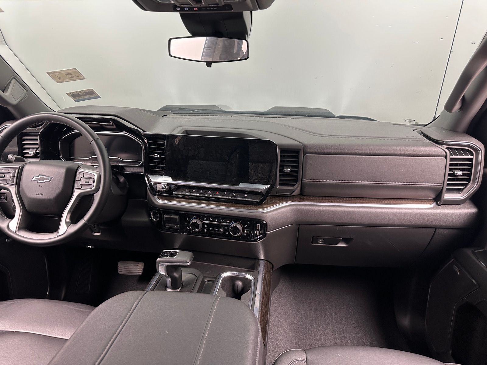 Thumbnail: 2024 Chevrolet Silverado 1500 - 3