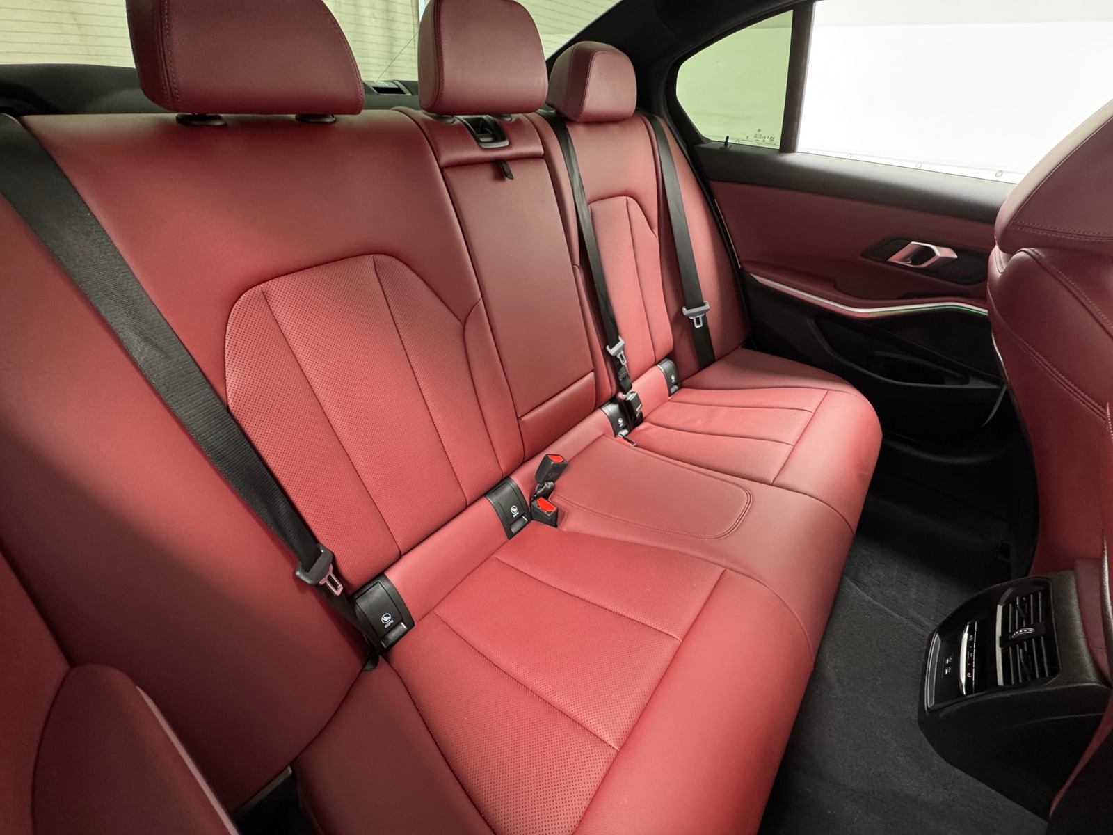 Thumbnail: 2025 BMW 3 Series - 5