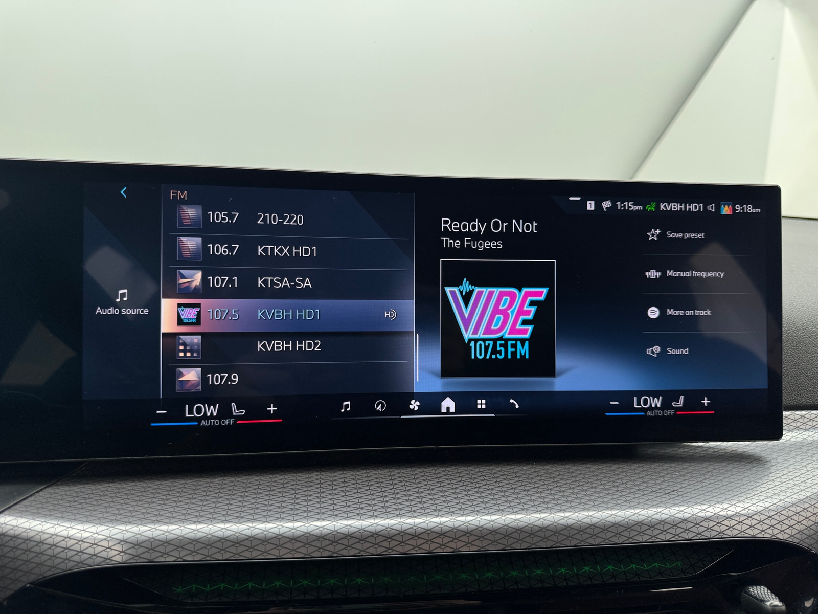 Thumbnail: 2025 BMW 3 Series - 3